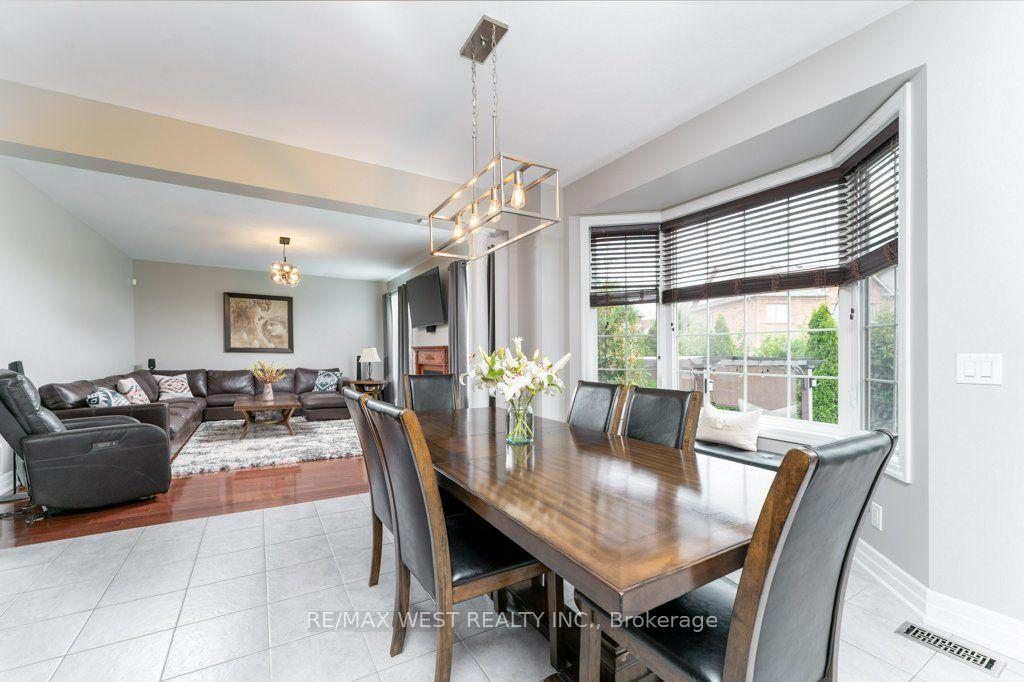 Photo 16 of 85 Aird Court, Milton, Scott — HOMEH