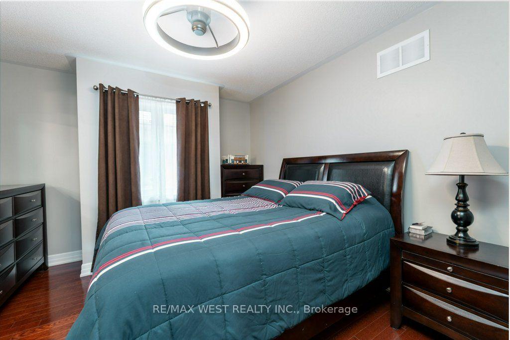 Photo 24 of 85 Aird Court, Milton, Scott — HOMEH
