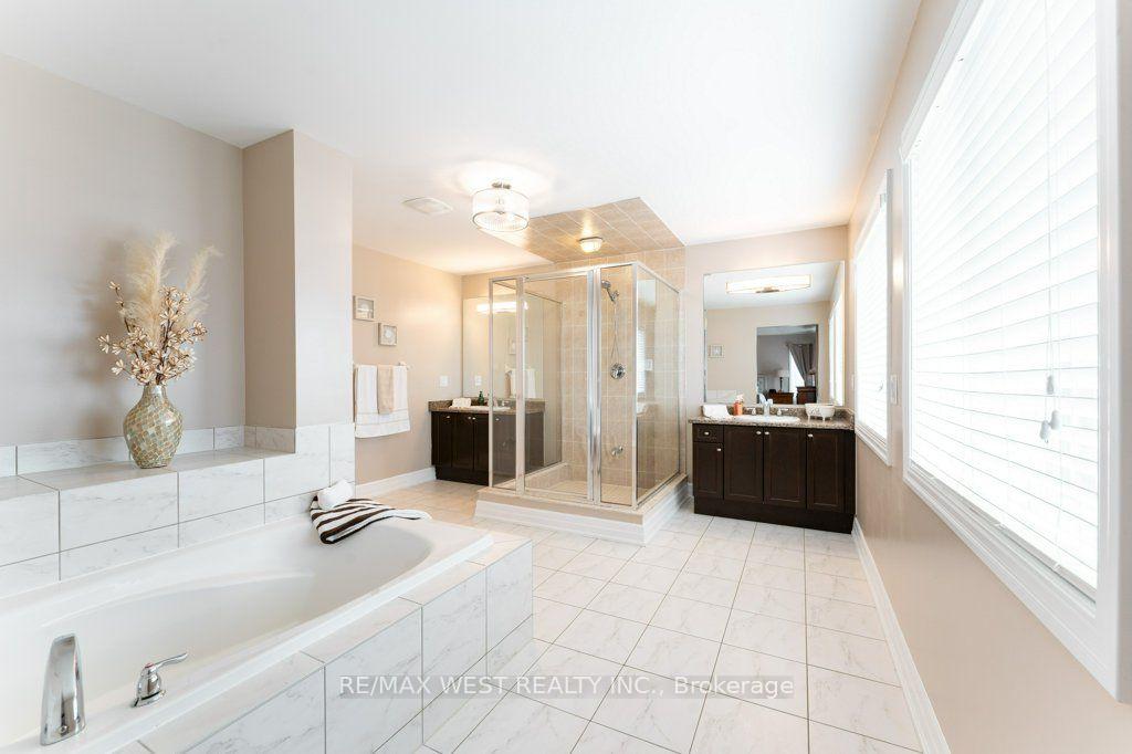 Photo 32 of 85 Aird Court, Milton, Scott — HOMEH