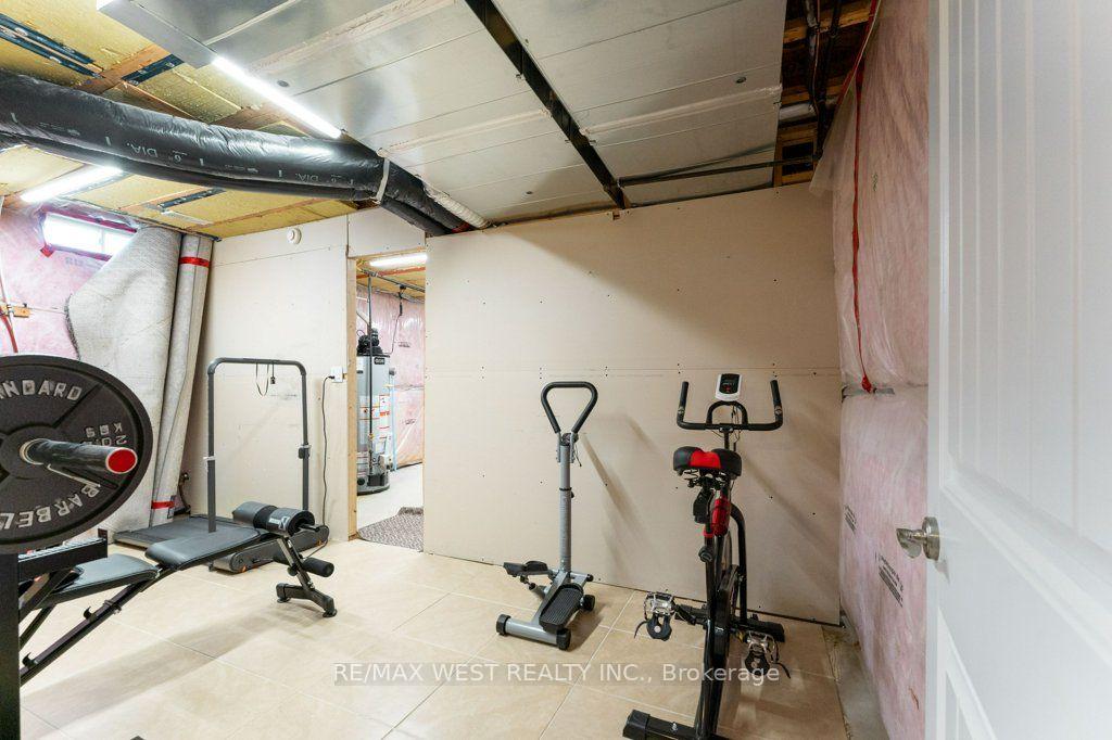 Photo 38 of 85 Aird Court, Milton, Scott — HOMEH