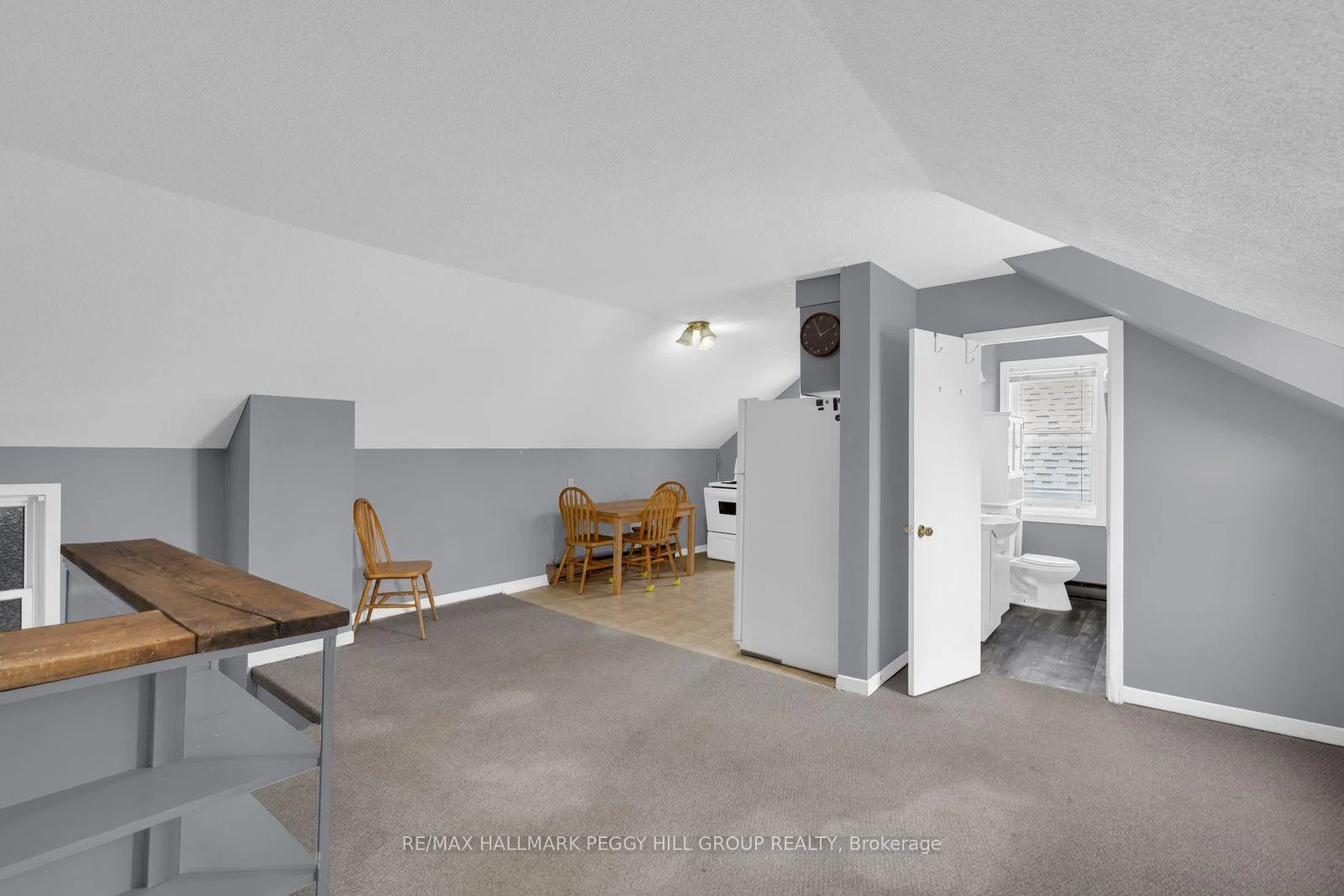 Photo 16 of 246 Mary Street, Orillia — HOMEH