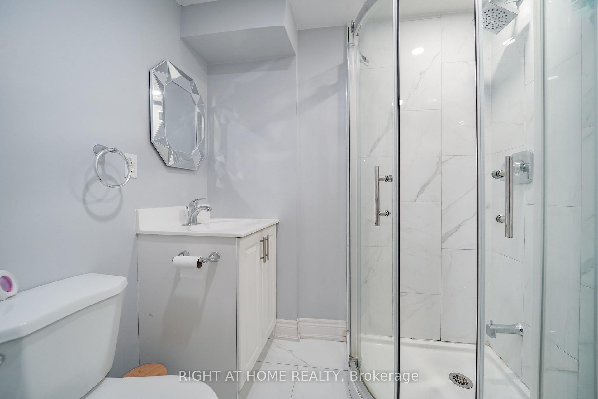 Photo 32 of 17 Clover Avenue, Barrie, Allandale Heights — HOMEH