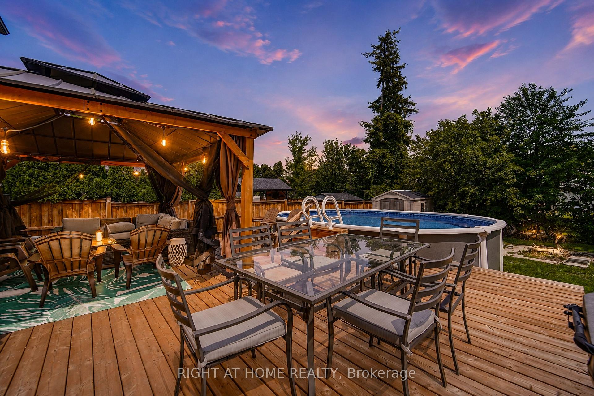 Photo 45 of 17 Clover Avenue, Barrie, Allandale Heights — HOMEH