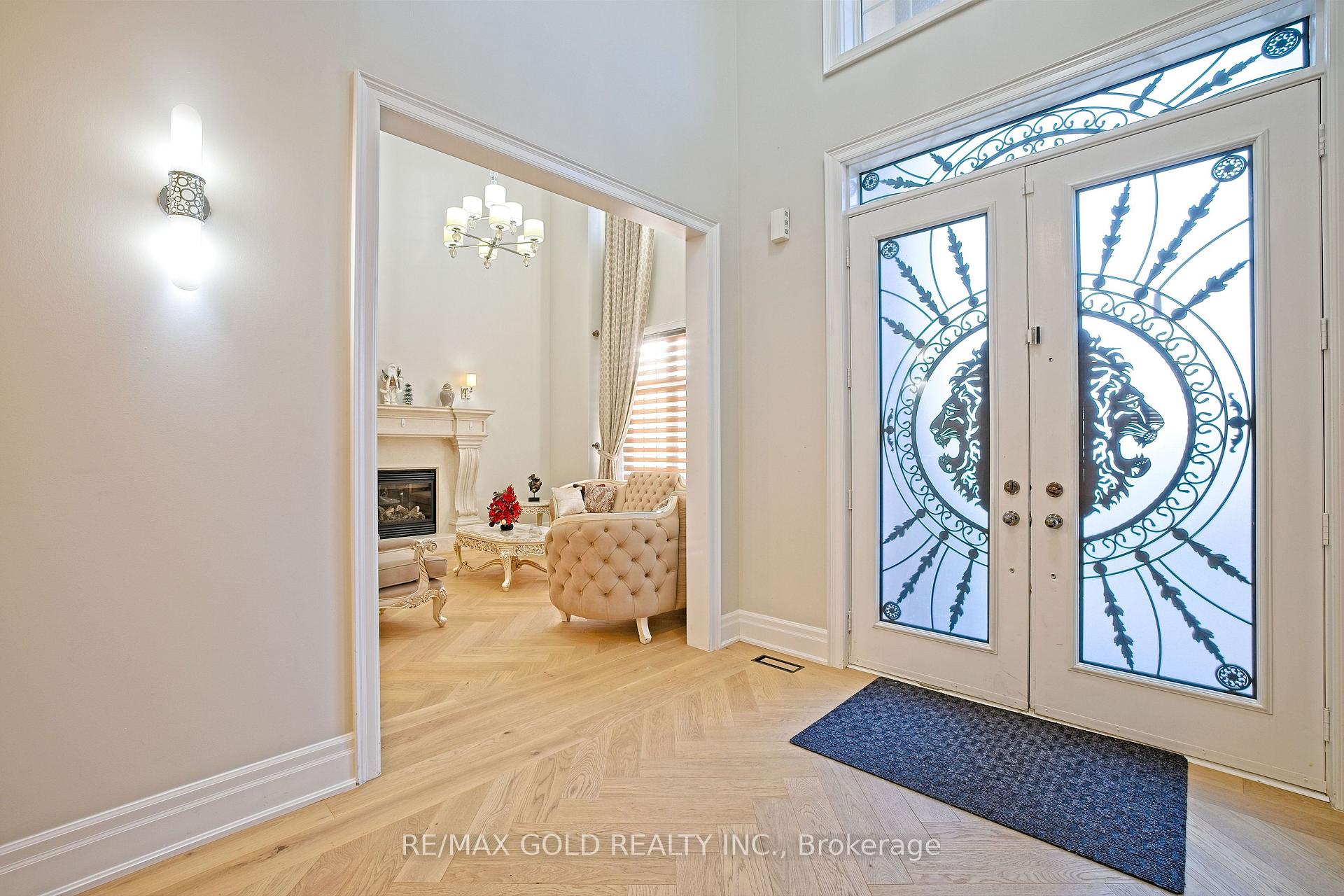 Photo 5 of 9 Lauderhill Road, Brampton, Vales of Castlemore North — HOMEH