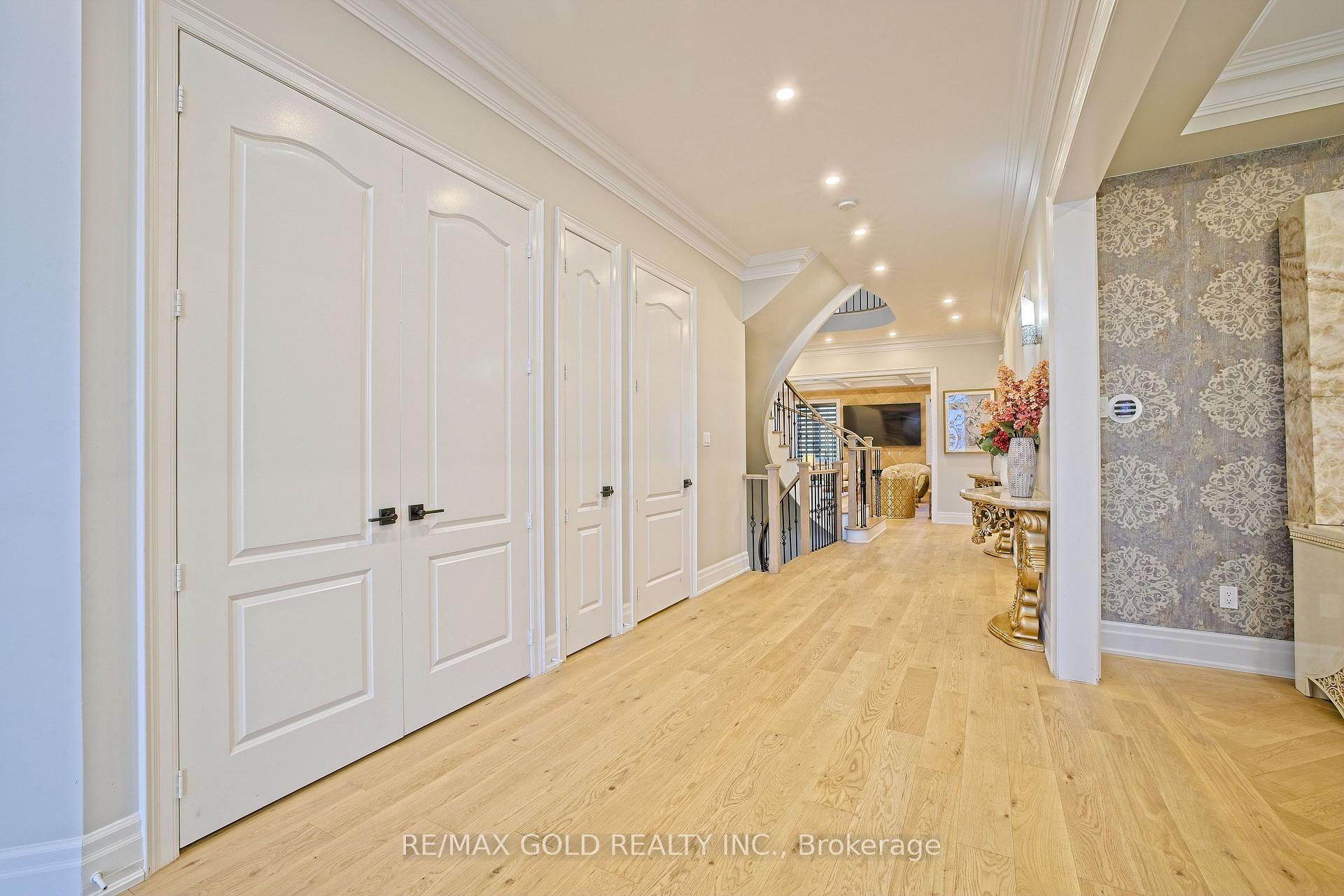 Photo 10 of 9 Lauderhill Road, Brampton, Vales of Castlemore North — HOMEH