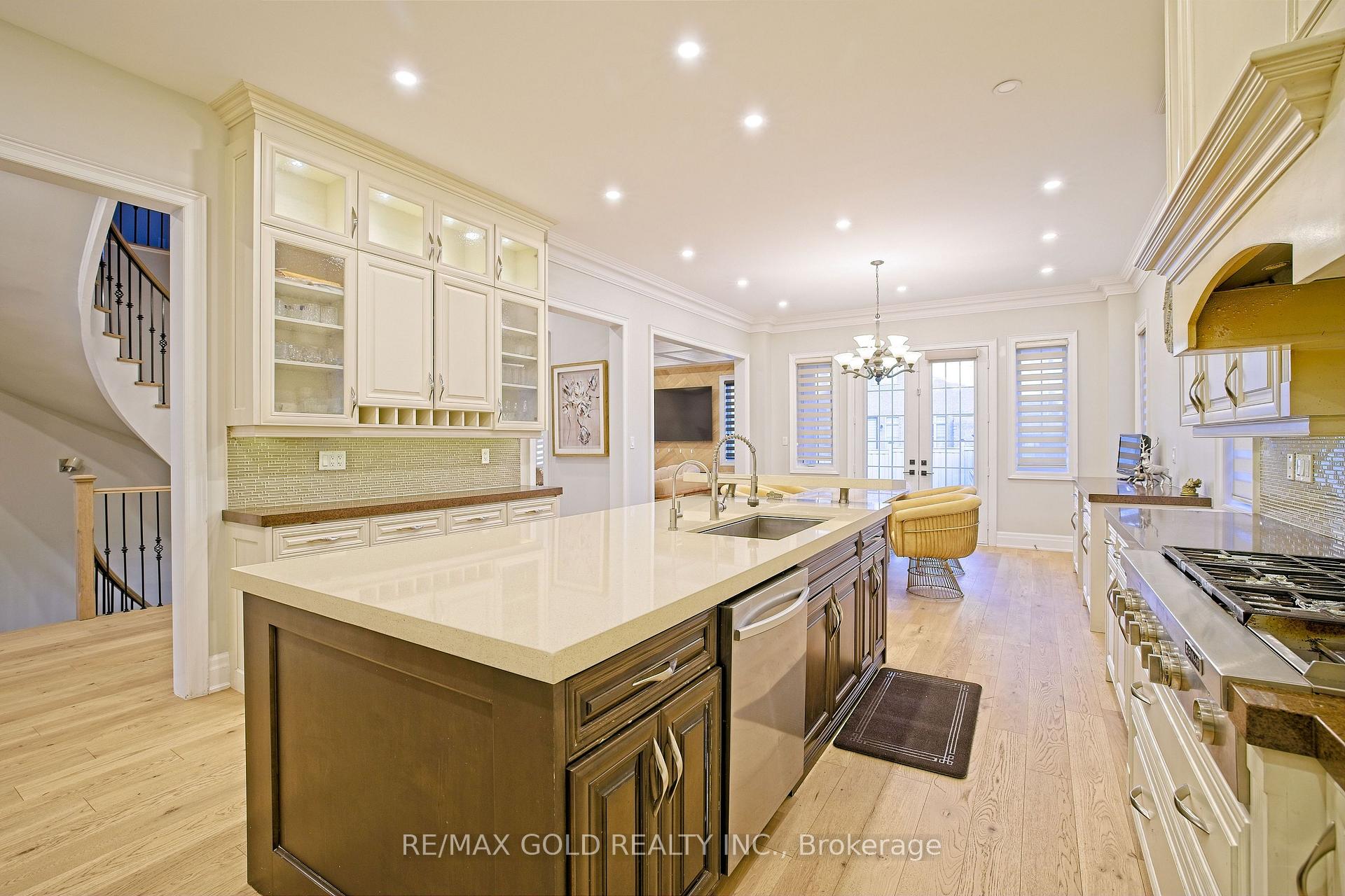 Photo 13 of 9 Lauderhill Road, Brampton, Vales of Castlemore North — HOMEH