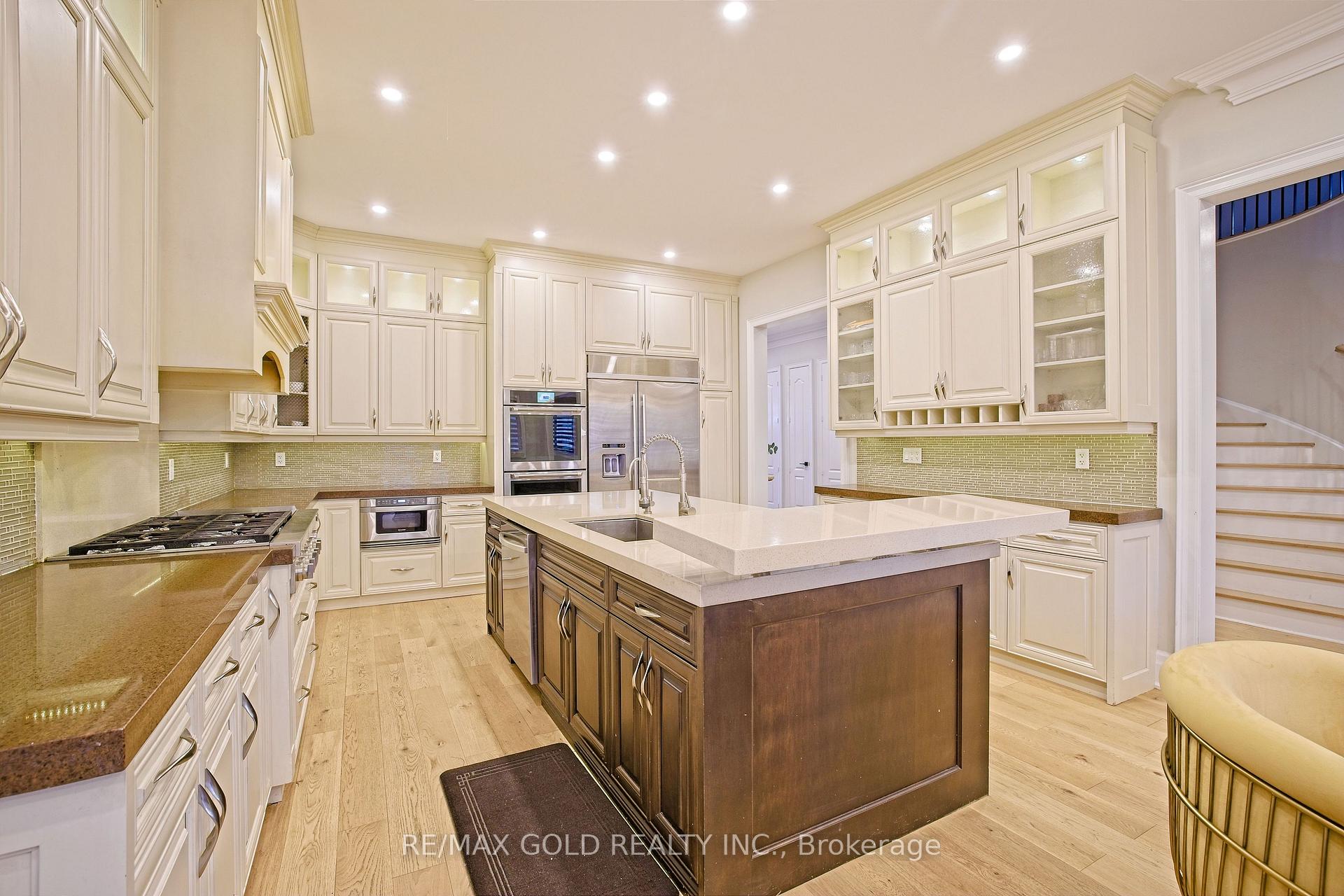 Photo 14 of 9 Lauderhill Road, Brampton, Vales of Castlemore North — HOMEH