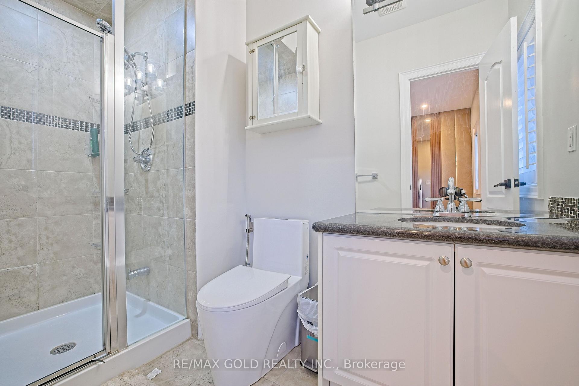 Photo 33 of 9 Lauderhill Road, Brampton, Vales of Castlemore North — HOMEH