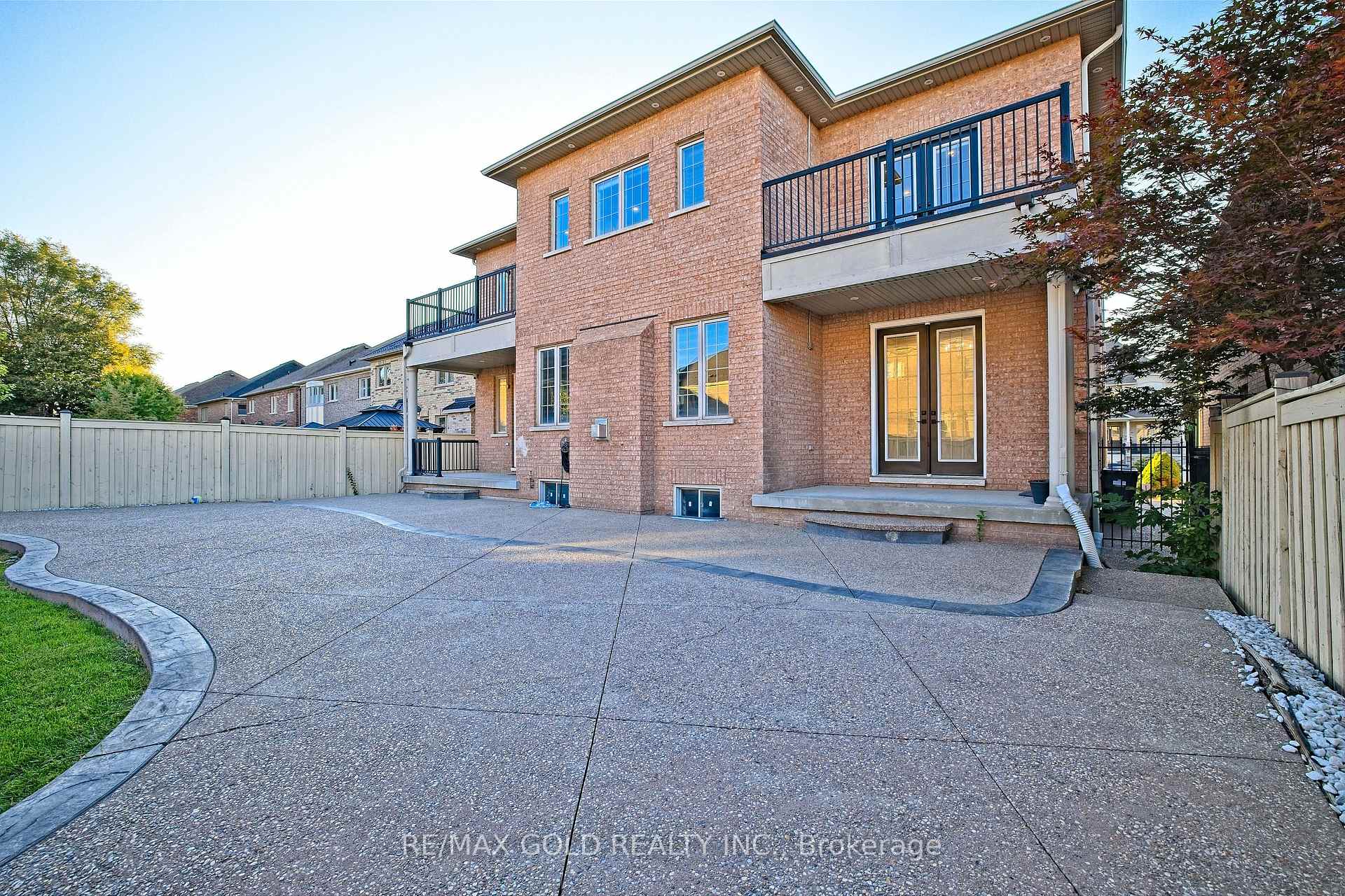 Photo 47 of 9 Lauderhill Road, Brampton, Vales of Castlemore North — HOMEH