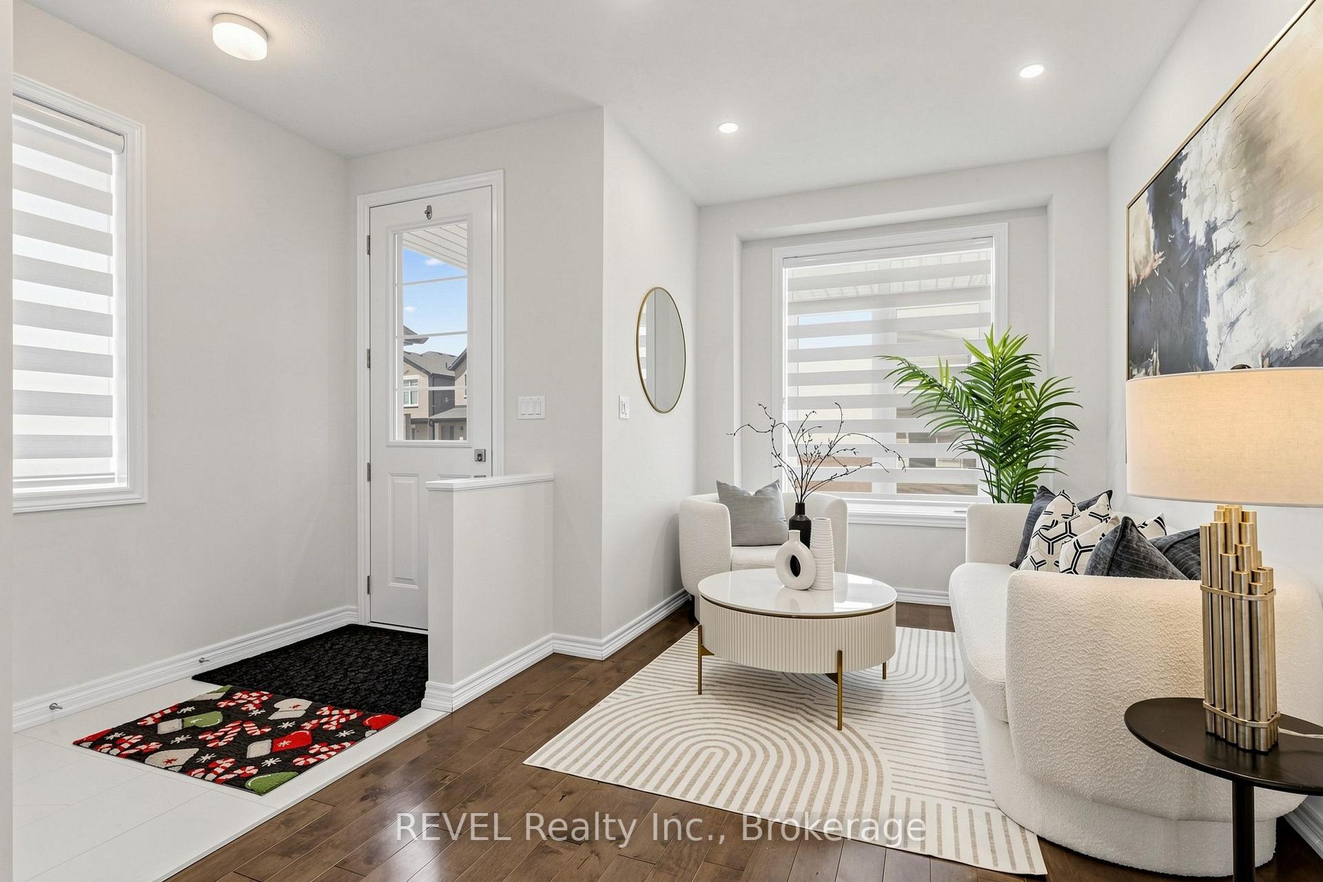 Photo 3 of 993 Lockie Drive, Oshawa, Kedron — HOMEH