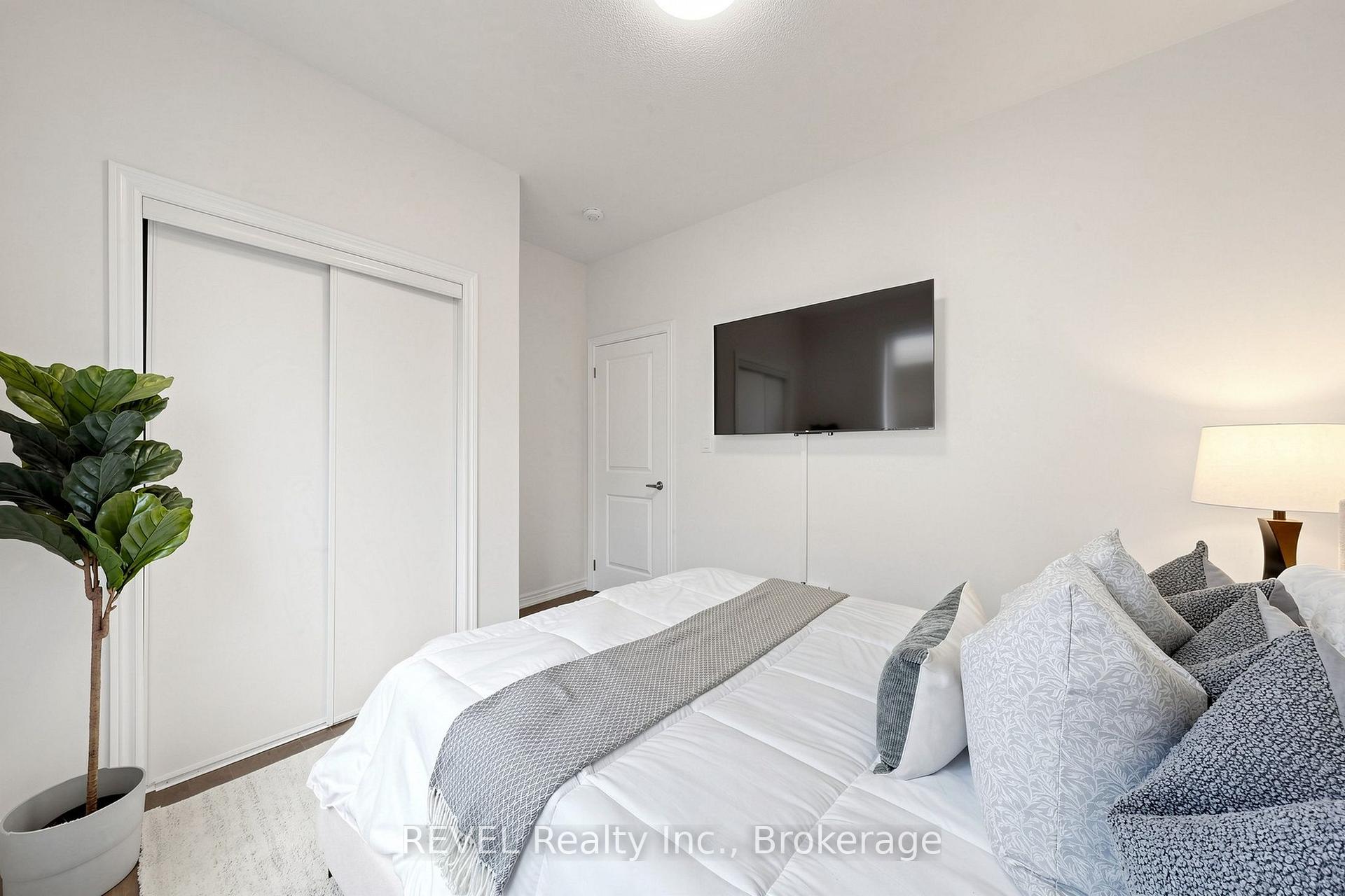 Photo 38 of 993 Lockie Drive, Oshawa, Kedron — HOMEH