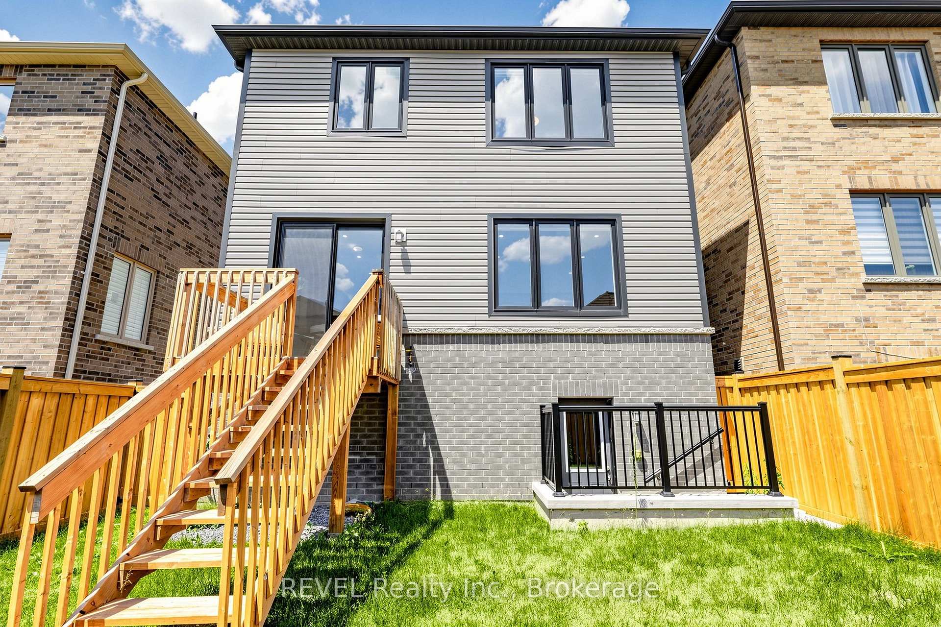 Photo 45 of 993 Lockie Drive, Oshawa, Kedron — HOMEH