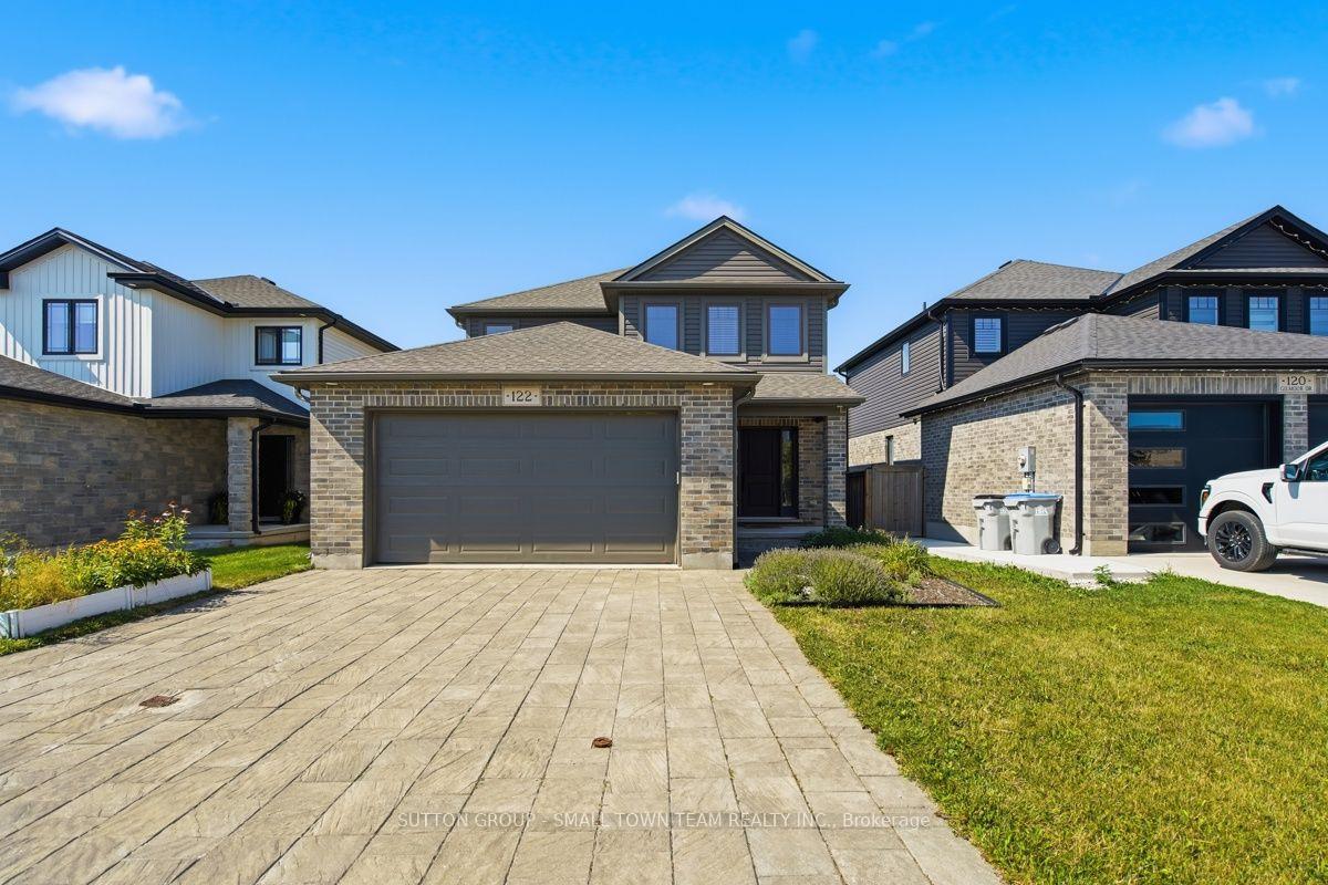 Photo of 122 Gilmour Drive