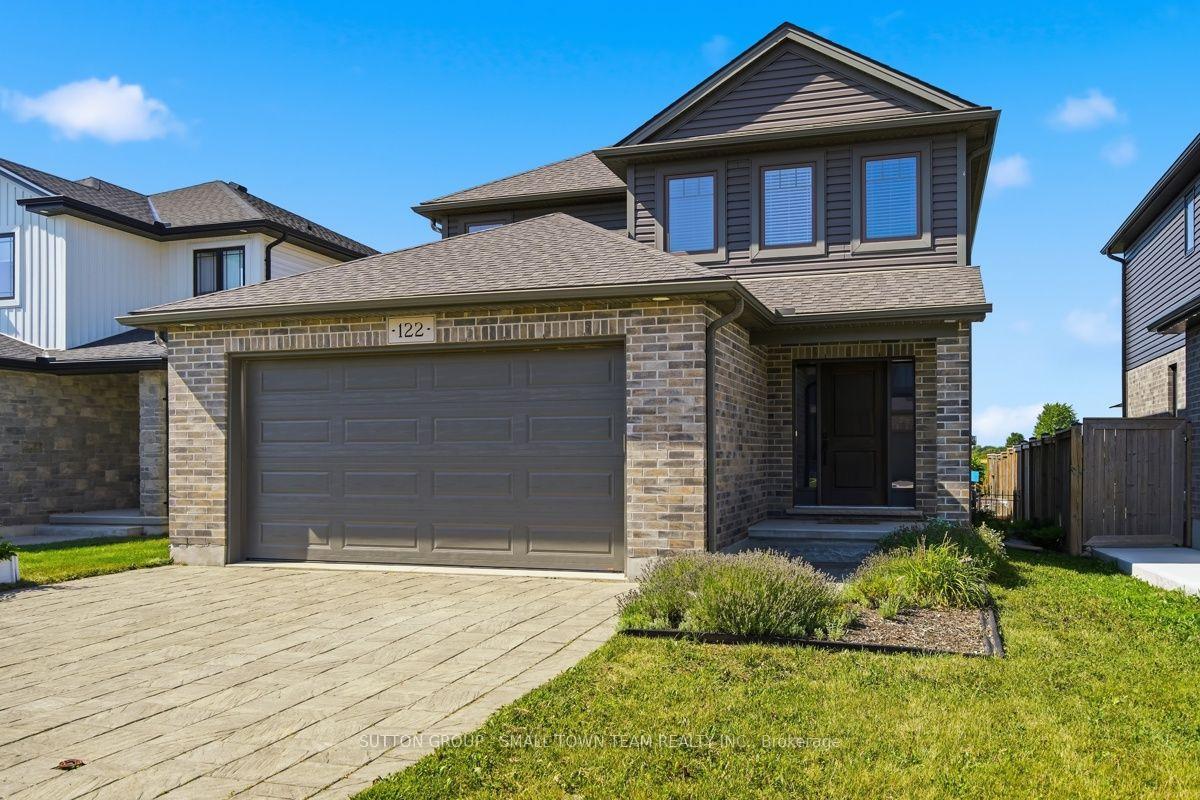 Photo 7 of 122 Gilmour Drive, Lucan Biddulph, Lucan — HOMEH