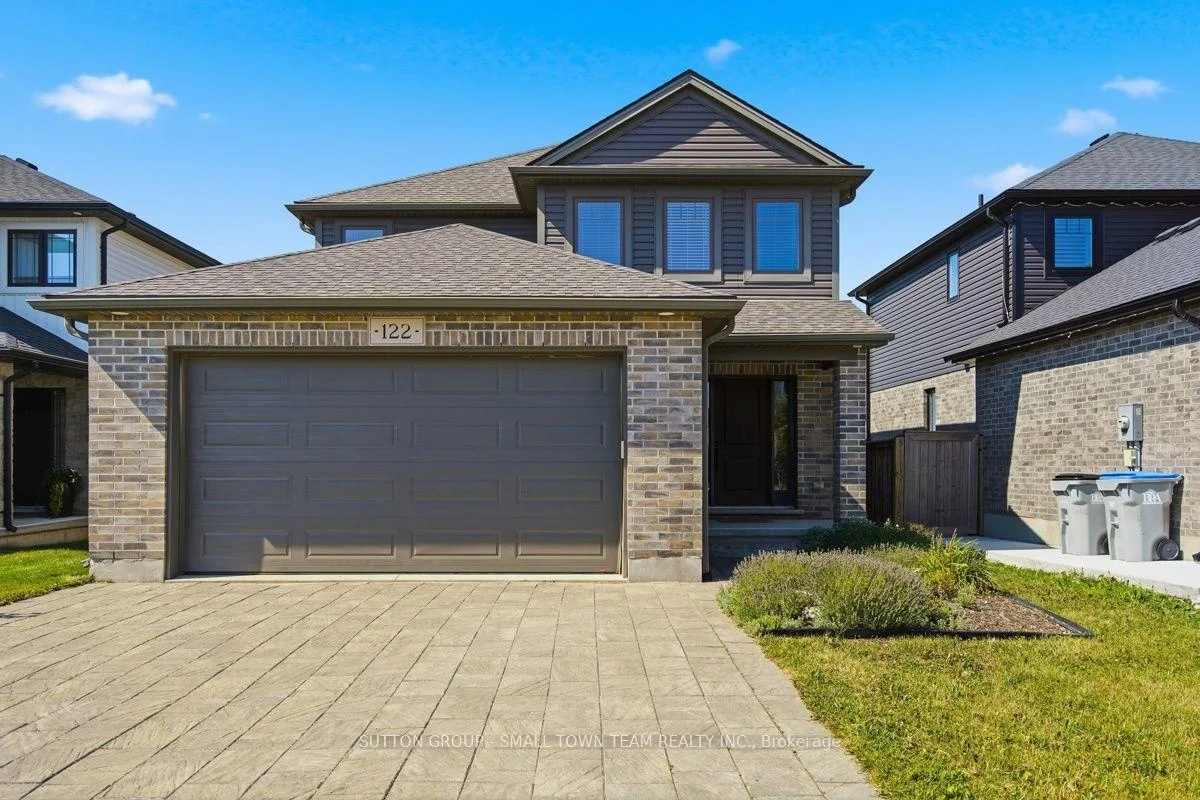 Photo 6 of 122 Gilmour Drive, Lucan Biddulph, Lucan — HOMEH