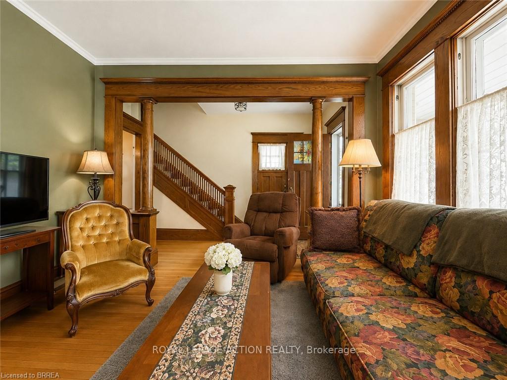 Photo 2 of 49 Palmerston Avenue, Brantford, North Ward — HOMEH