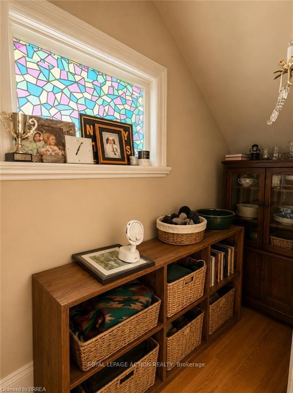 Photo 8 of 49 Palmerston Avenue, Brantford, North Ward — HOMEH