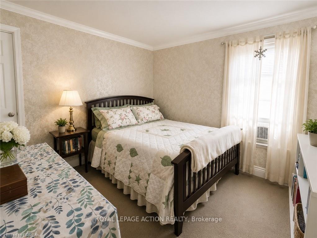 Photo 13 of 49 Palmerston Avenue, Brantford, North Ward — HOMEH