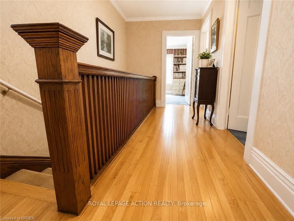 Photo 21 of 49 Palmerston Avenue, Brantford, North Ward — HOMEH