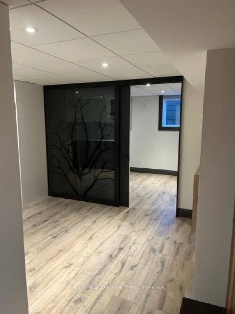 Photo 5 of Unit Unit 2, 21 Flamingo Crescent, North York, Brookhaven-Amesbury — HOMEH