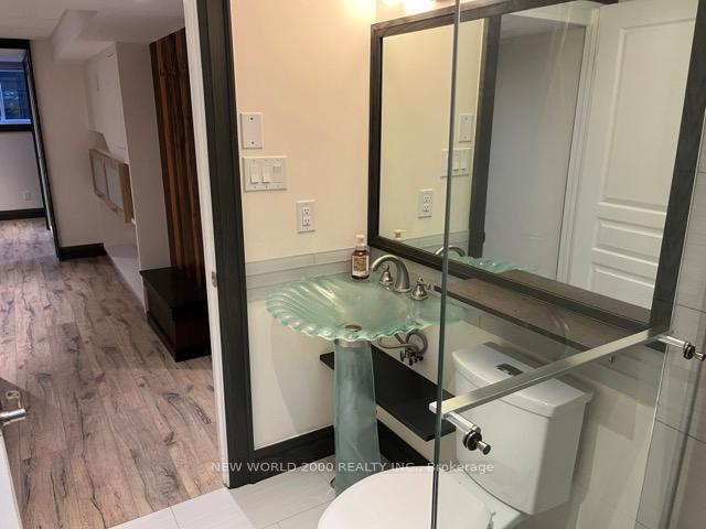 Photo 7 of Unit Unit 2, 21 Flamingo Crescent, North York, Brookhaven-Amesbury — HOMEH