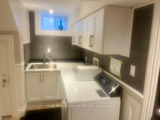 Photo 11 of Unit Unit 2, 21 Flamingo Crescent, North York, Brookhaven-Amesbury — HOMEH