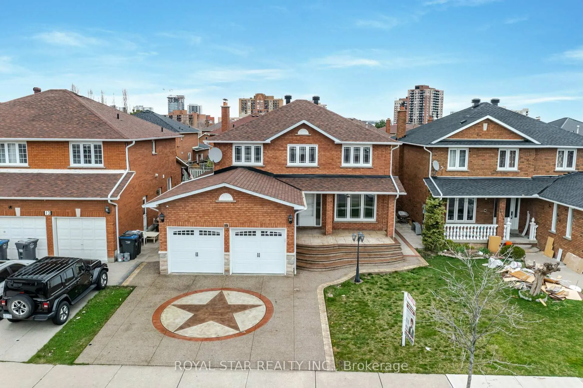 Photo 1 of 10 Hedgerow Avenue, Brampton, Fletcher's Creek South — HOMEH