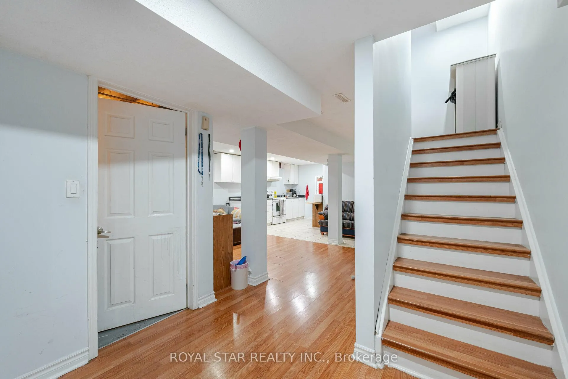 Photo 30 of 10 Hedgerow Avenue, Brampton, Fletcher's Creek South — HOMEH