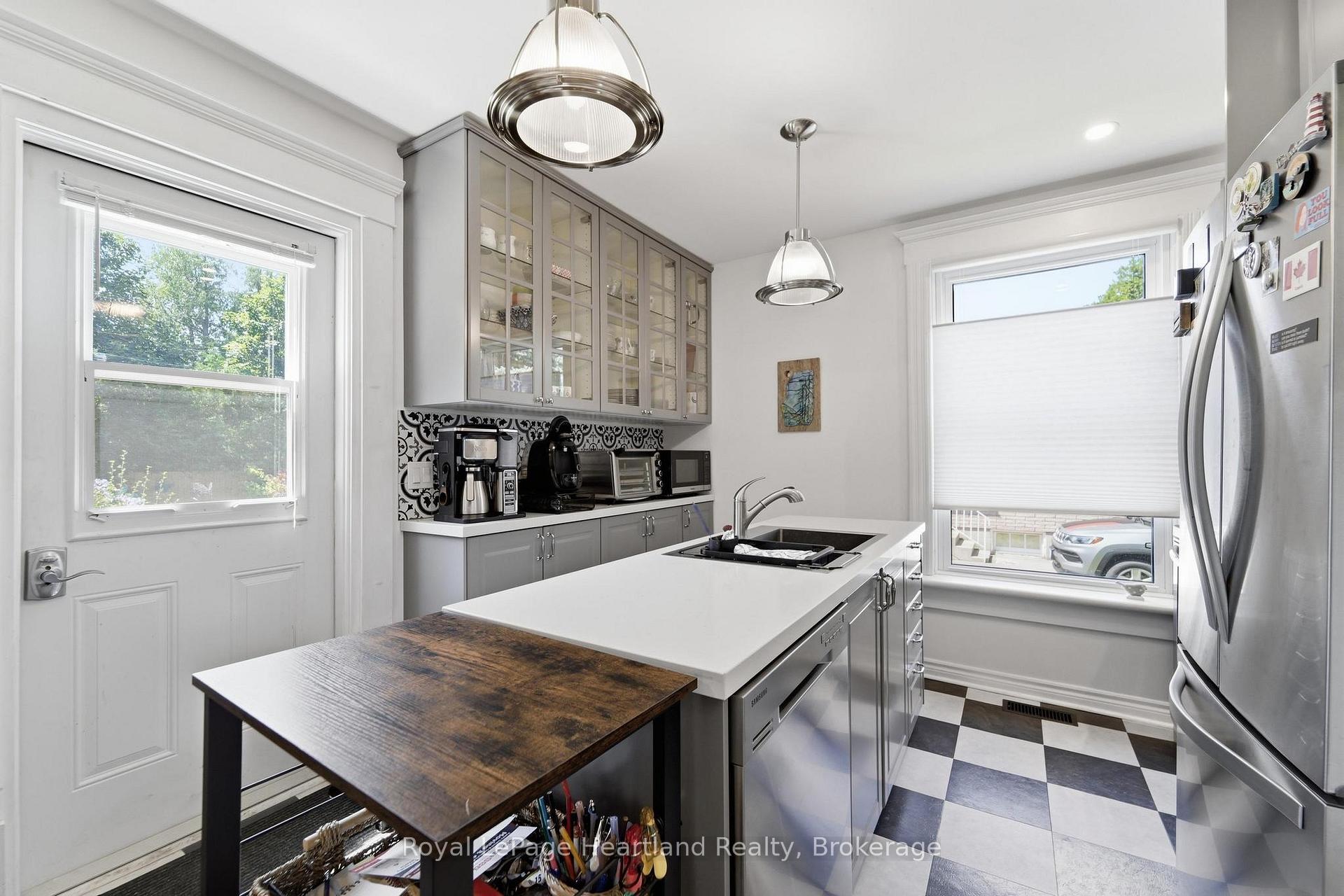Photo 14 of 122 Nelson Street E, Goderich, Goderich (Town) — HOMEH