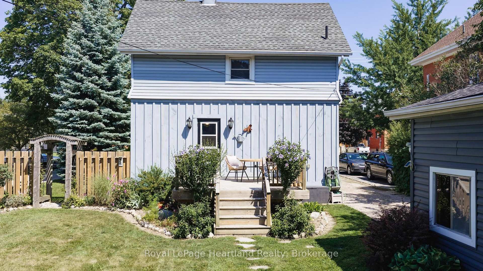 Photo 35 of 122 Nelson Street E, Goderich, Goderich (Town) — HOMEH