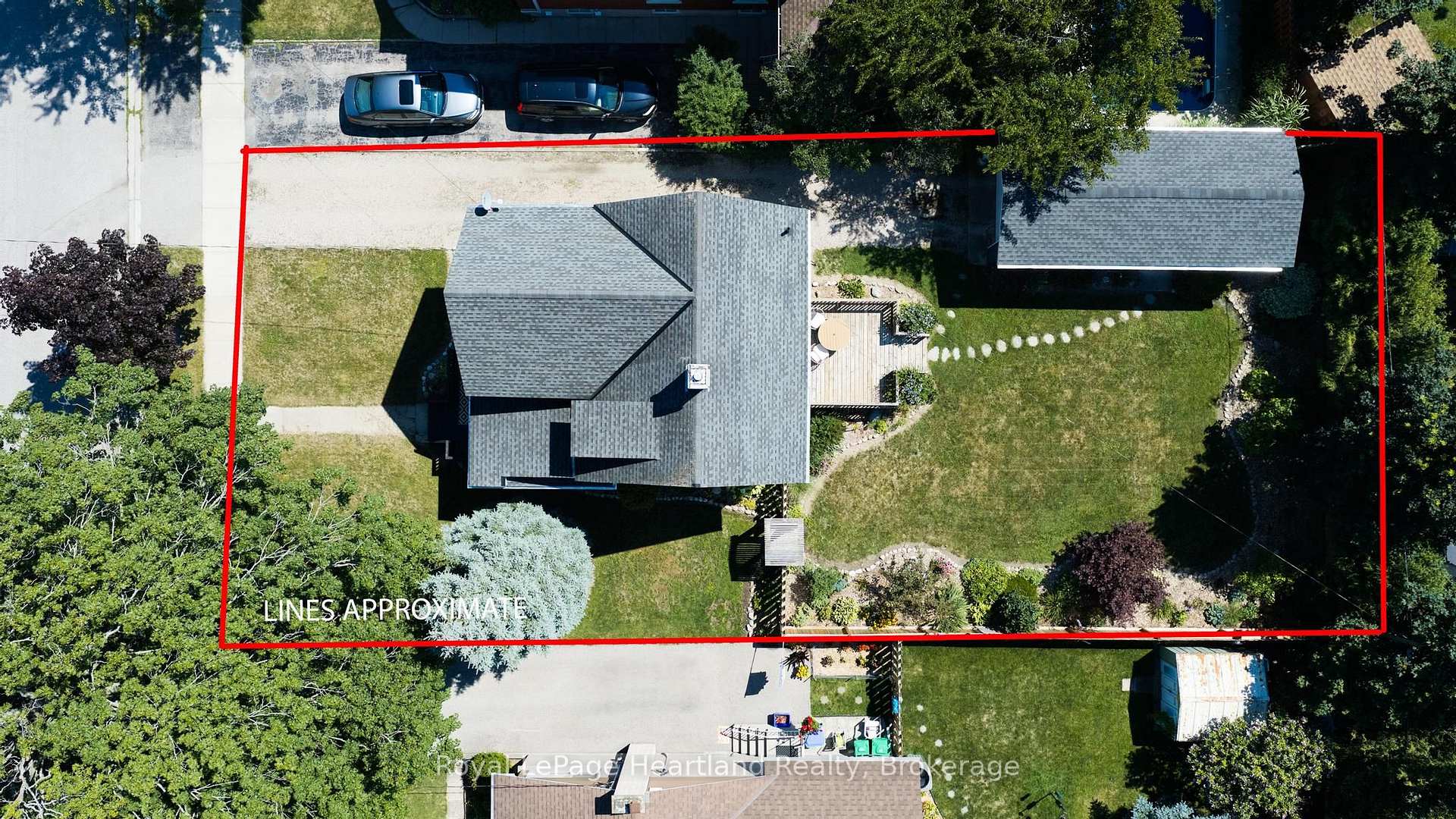 Photo 36 of 122 Nelson Street E, Goderich, Goderich (Town) — HOMEH