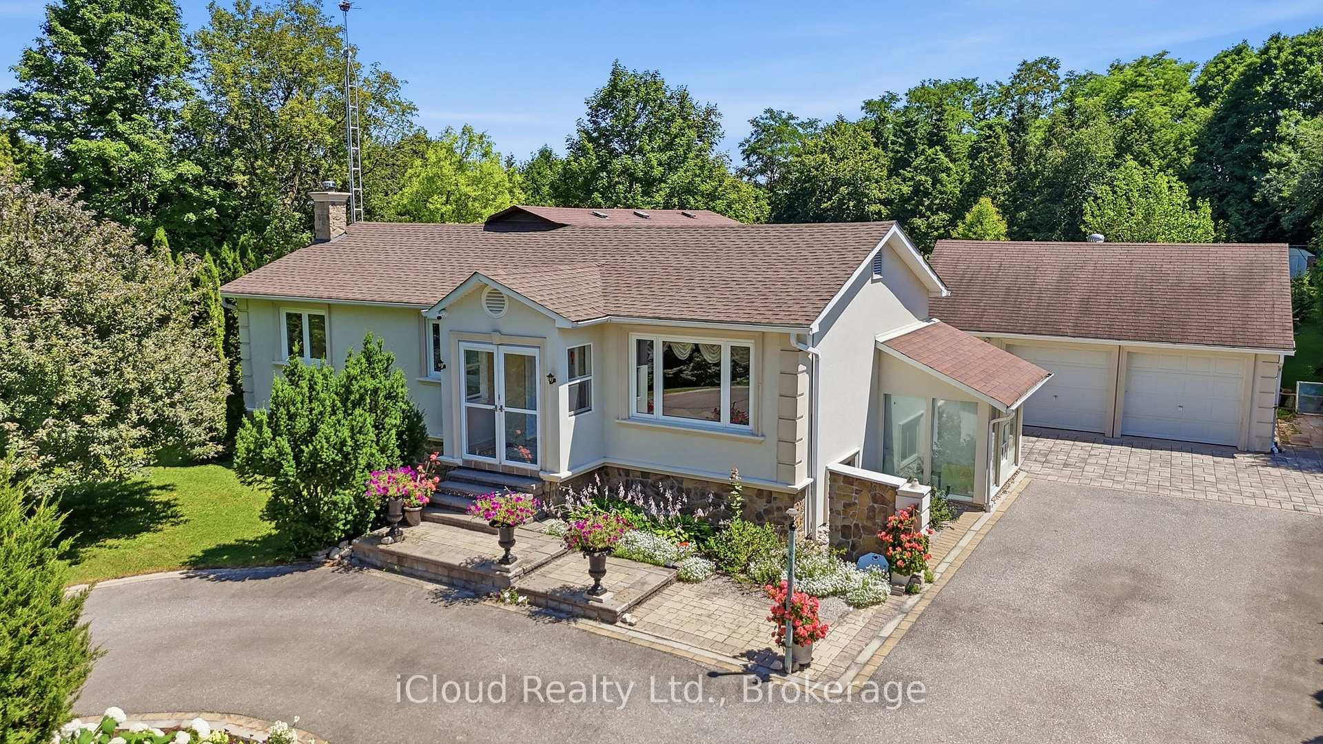 Photo 3 of 4014 Twenty Side Road, Milton, Rural Nassagaweya — HOMEH