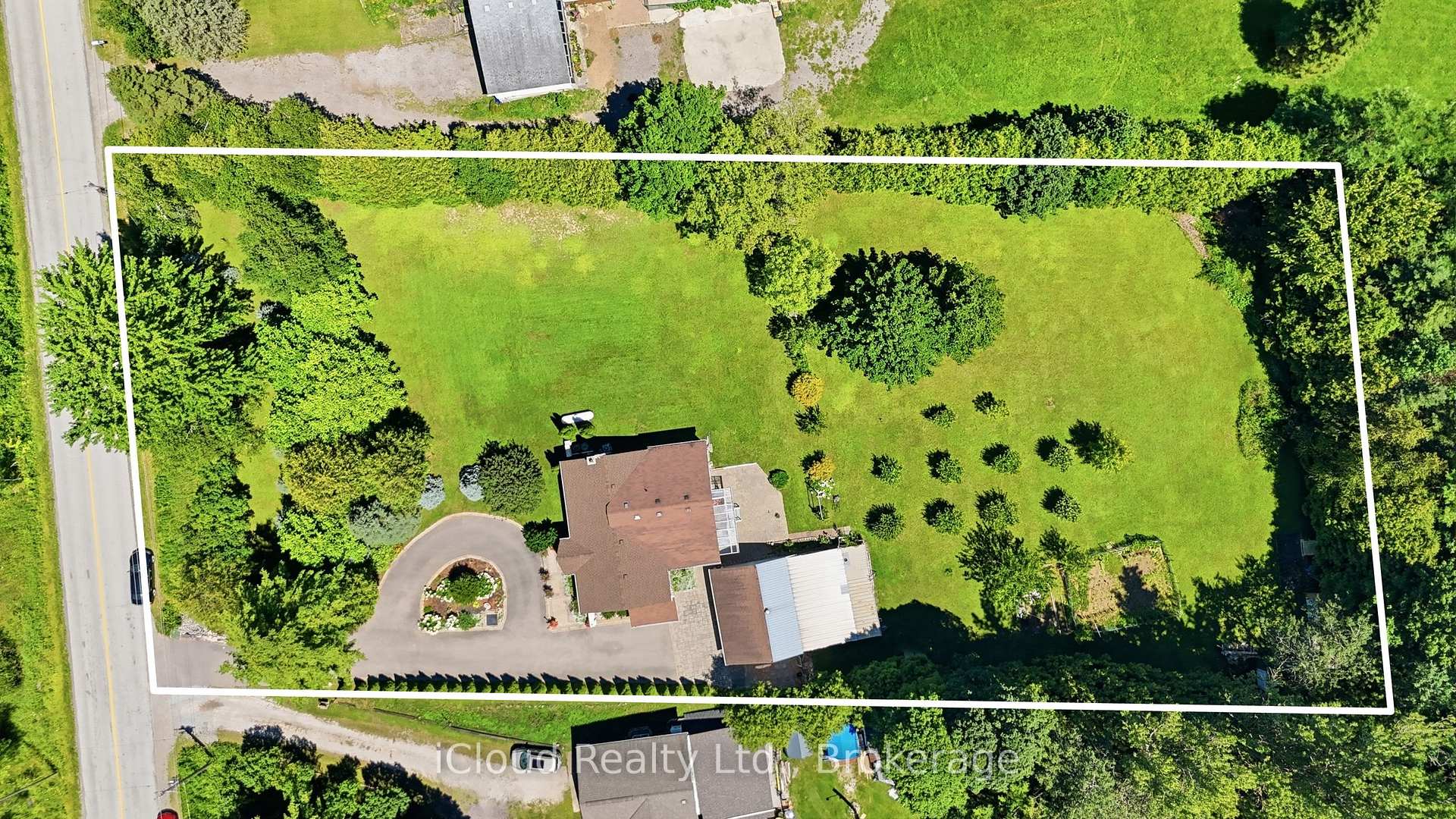 Photo 6 of 4014 Twenty Side Road, Milton, Rural Nassagaweya — HOMEH