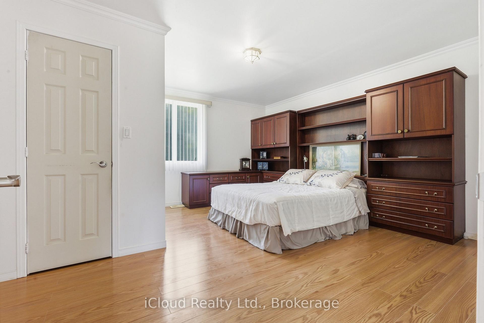 Photo 13 of 4014 Twenty Side Road, Milton, Rural Nassagaweya — HOMEH