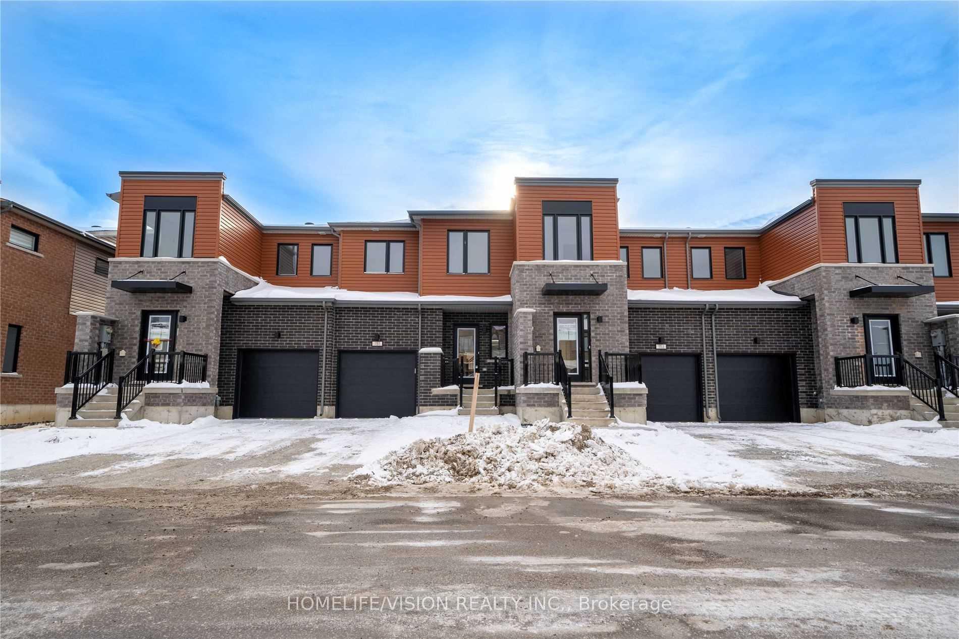 Photo 31 of 153 Gateland Drive, Barrie, Painswick South — HOMEH