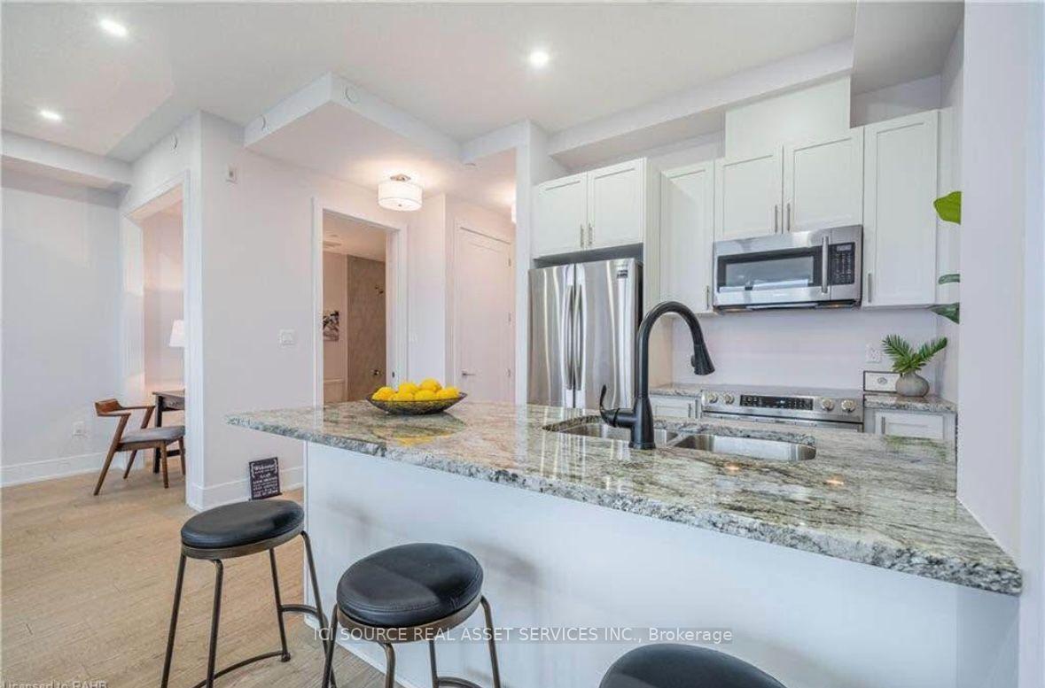 Photo 4 of Unit 623, 125 Shoreview Place, Hamilton, Lakeshore — HOMEH