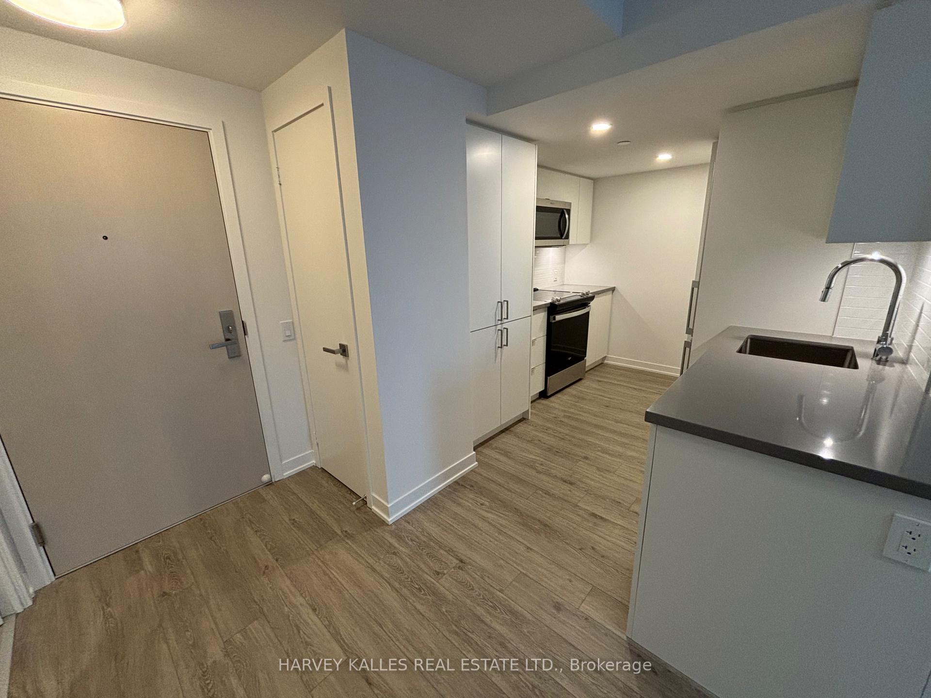 Front of Unit 415, 500 Wilson Avenue