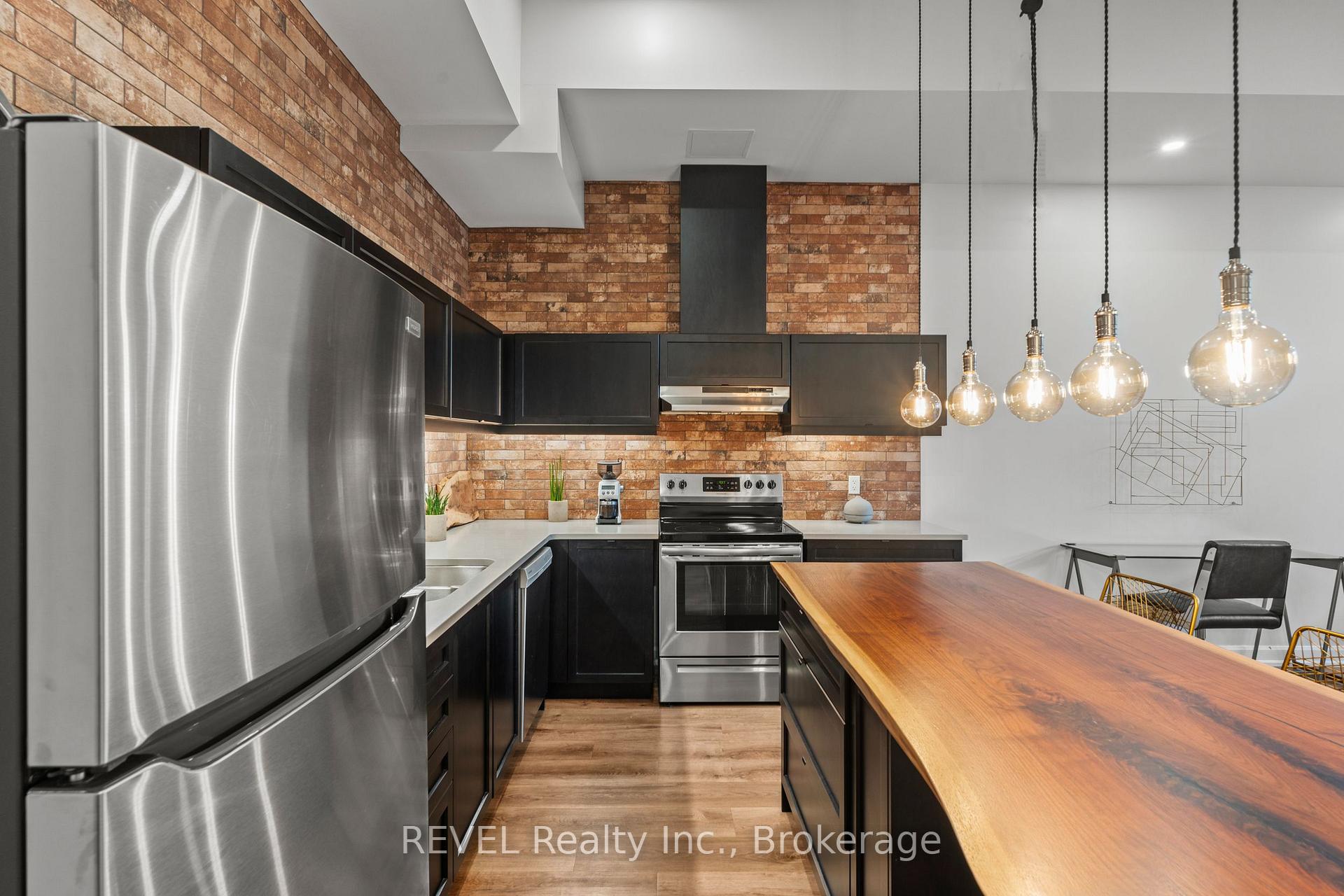 Photo 12 of Unit 3, 405 Merritt Street, St. Catharines, Oakdale — HOMEH