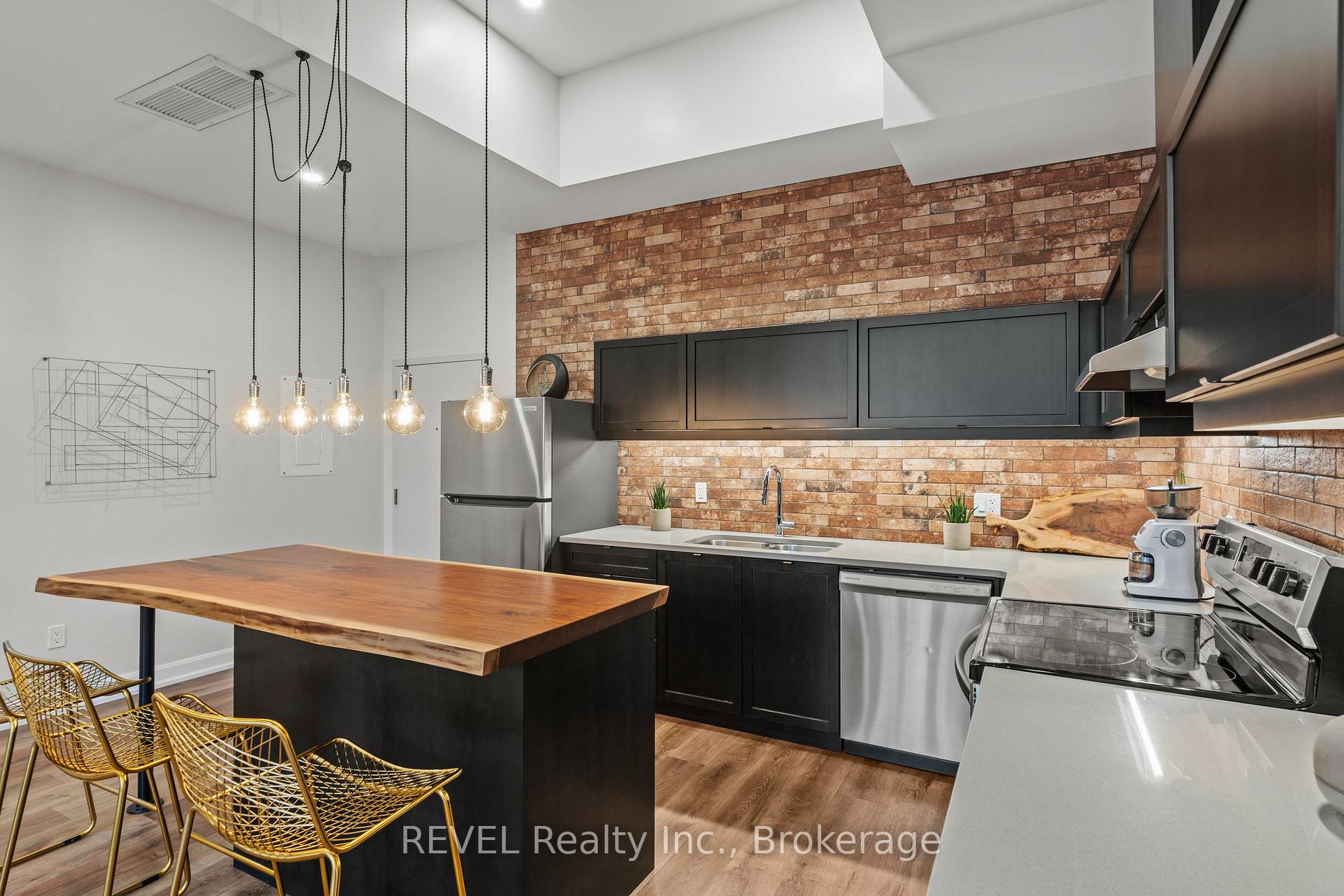 Photo 14 of Unit 3, 405 Merritt Street, St. Catharines, Oakdale — HOMEH