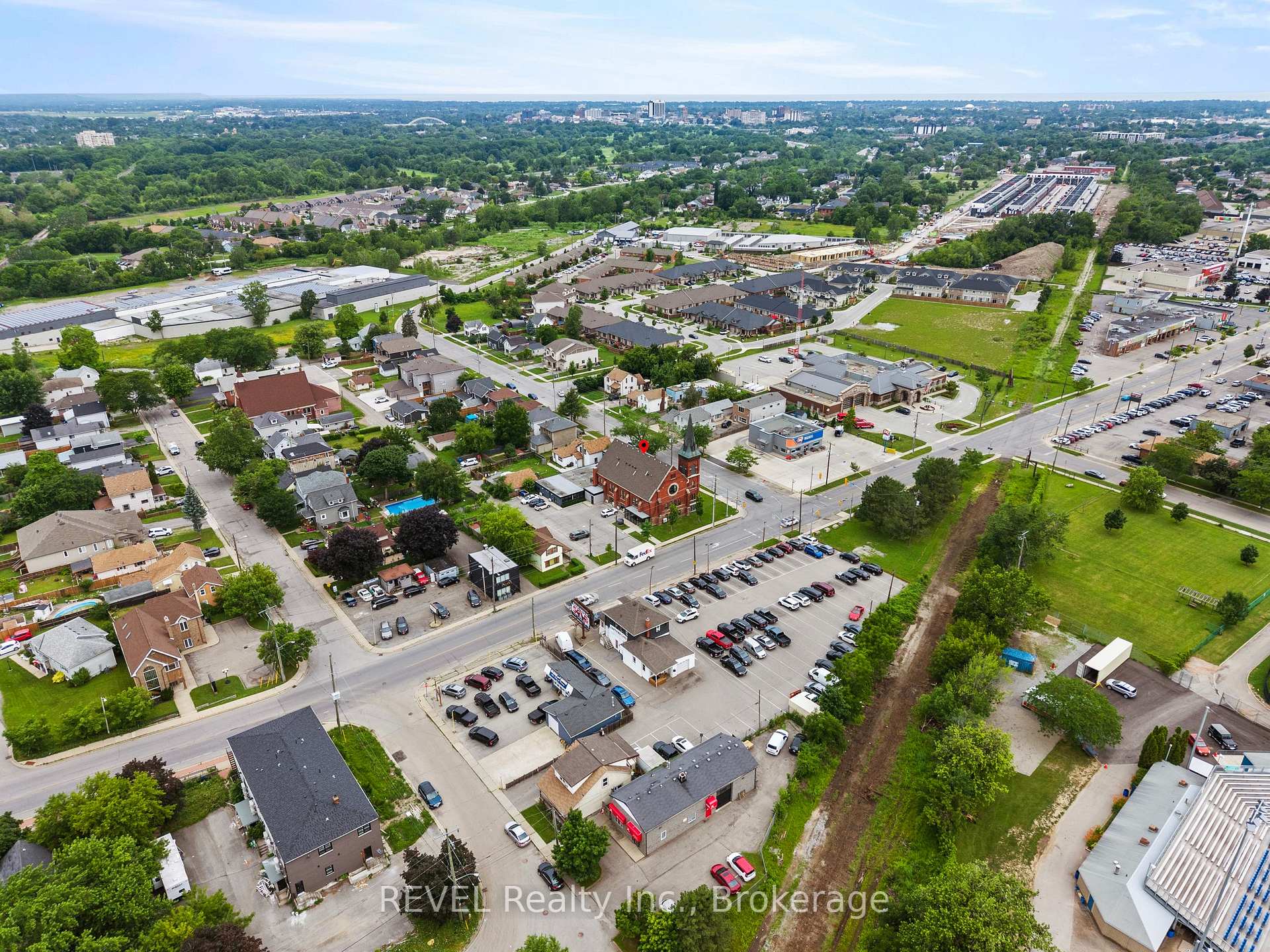 Photo 36 of Unit 3, 405 Merritt Street, St. Catharines, Oakdale — HOMEH
