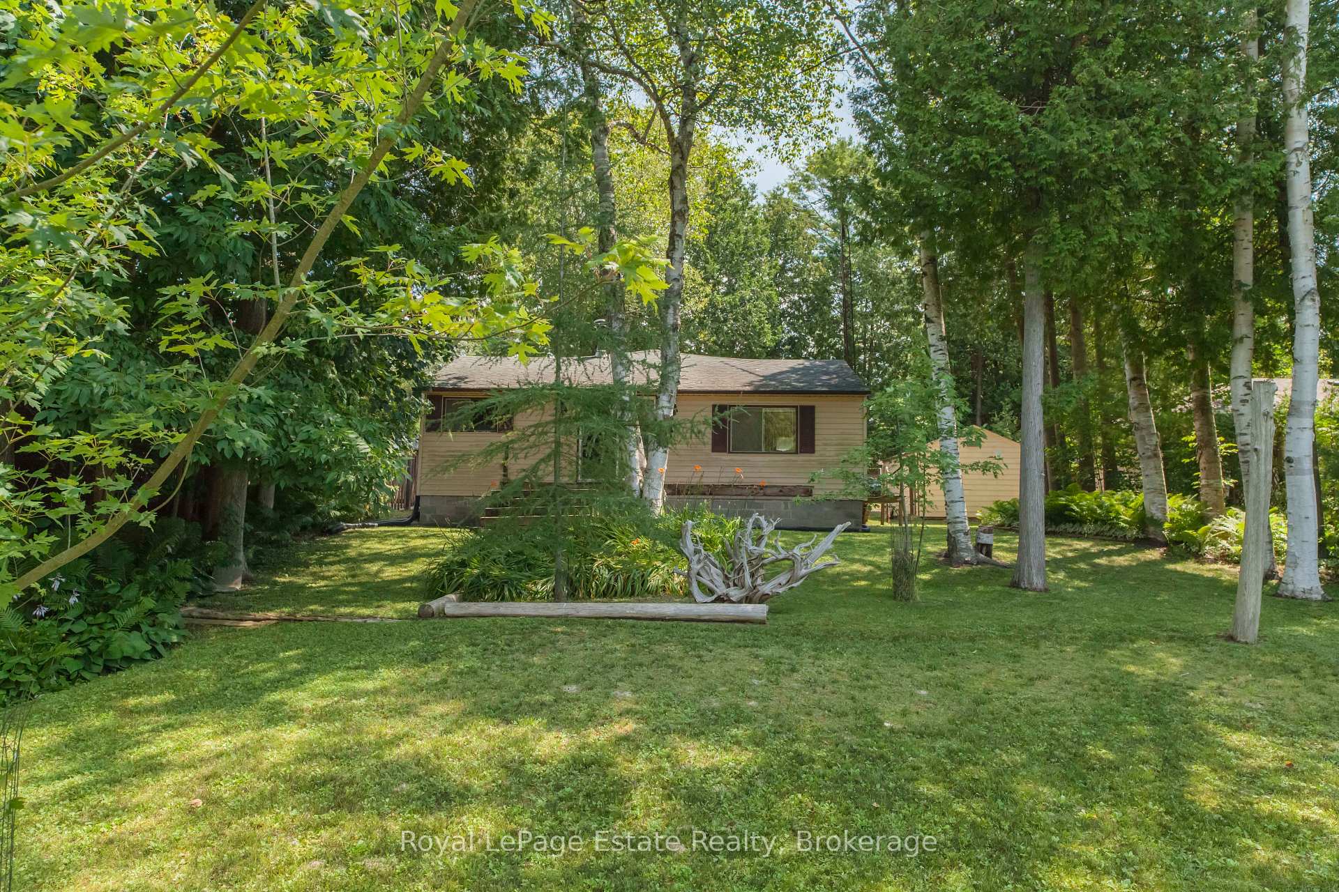 Photo 11 of 20 Cammidge Crescent, South Bruce Peninsula — HOMEH