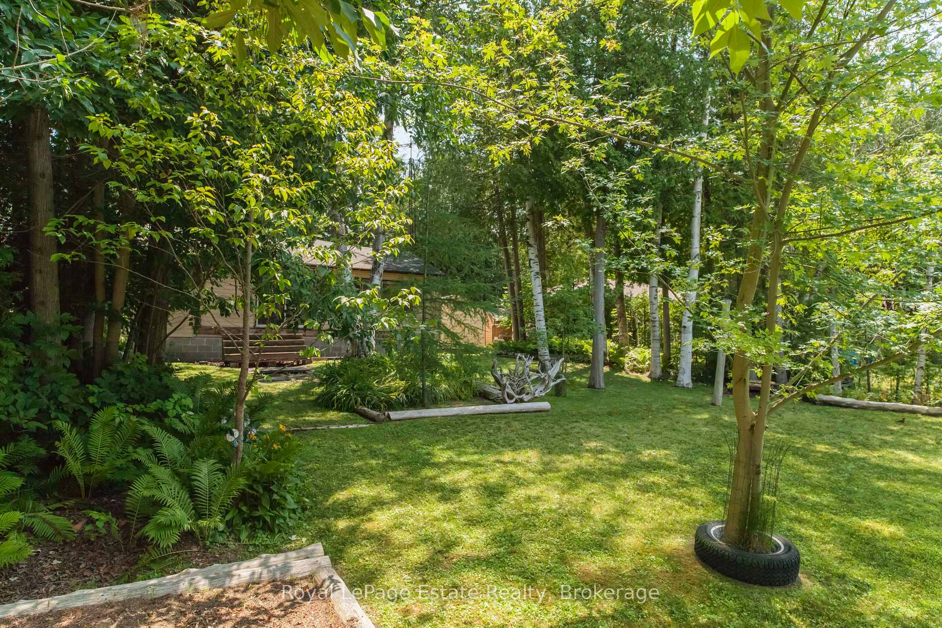 Photo 13 of 20 Cammidge Crescent, South Bruce Peninsula — HOMEH