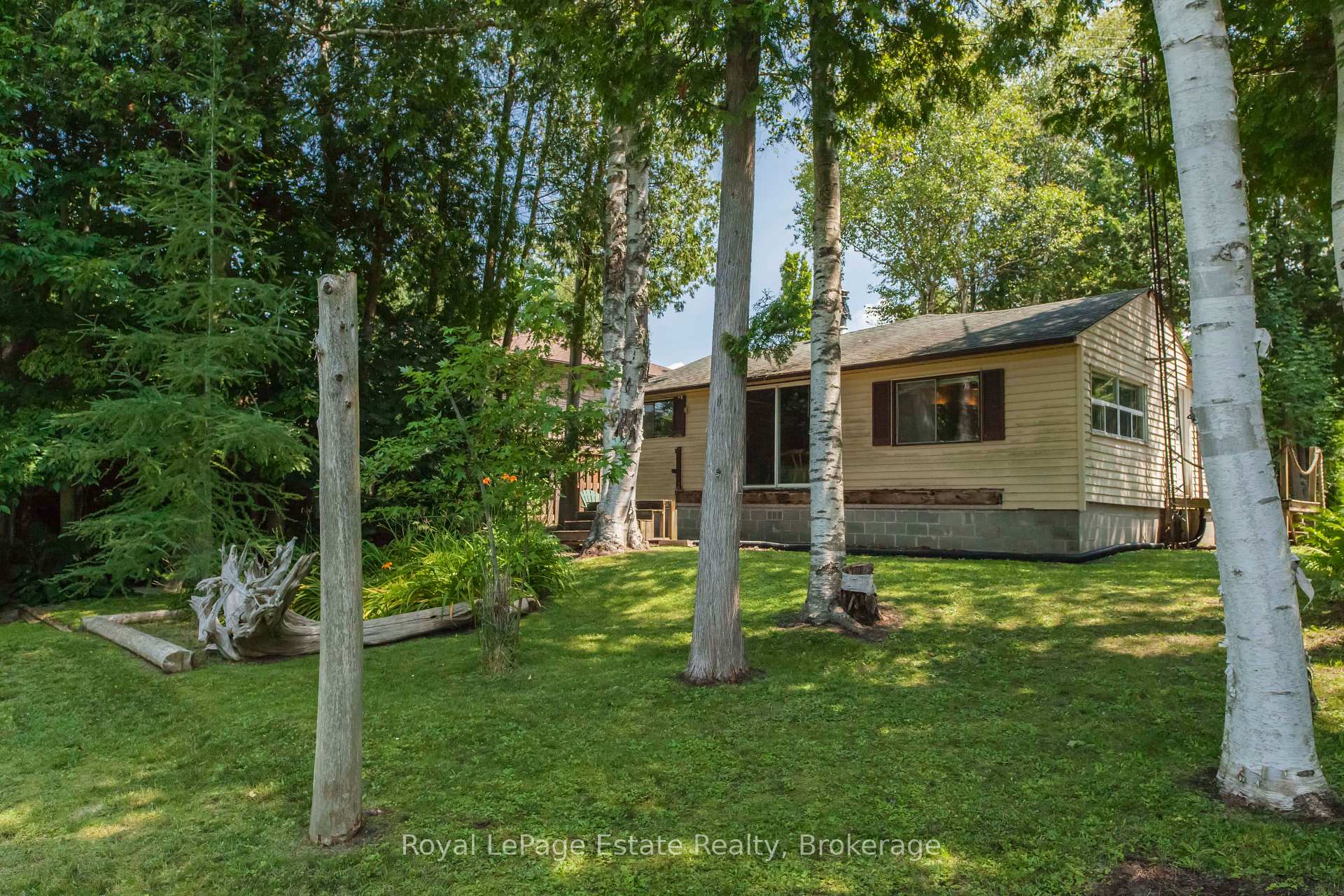 Photo 54 of 20 Cammidge Crescent, South Bruce Peninsula — HOMEH