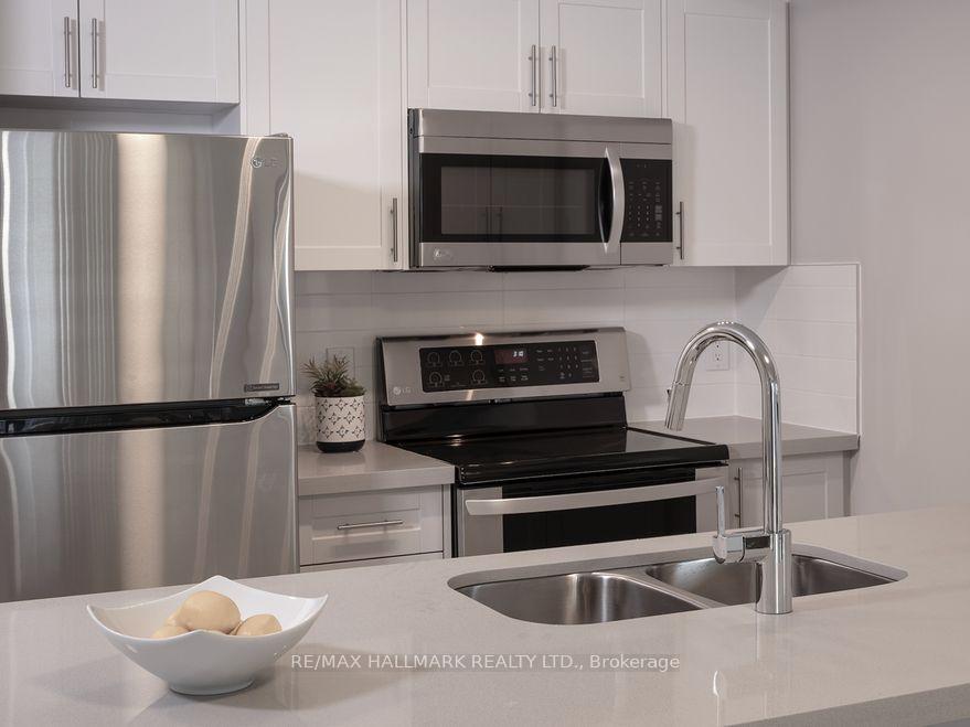 Photo 8 of Unit 207, 5191 Dundas Street W, Etobicoke, Islington-City Centre West — HOMEH