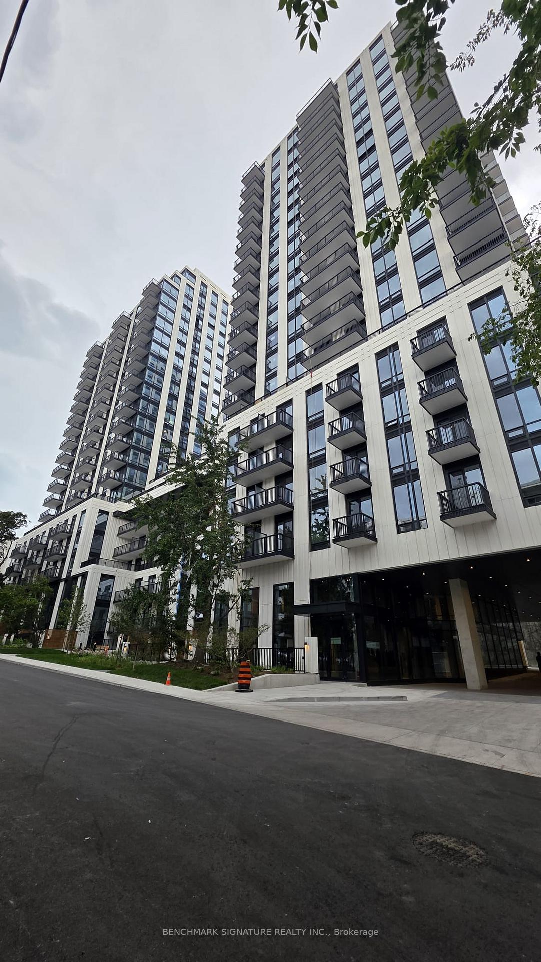 Photo 1 of Unit 1517, 89 Montclair Avenue, Toronto, Forest Hill South — HOMEH