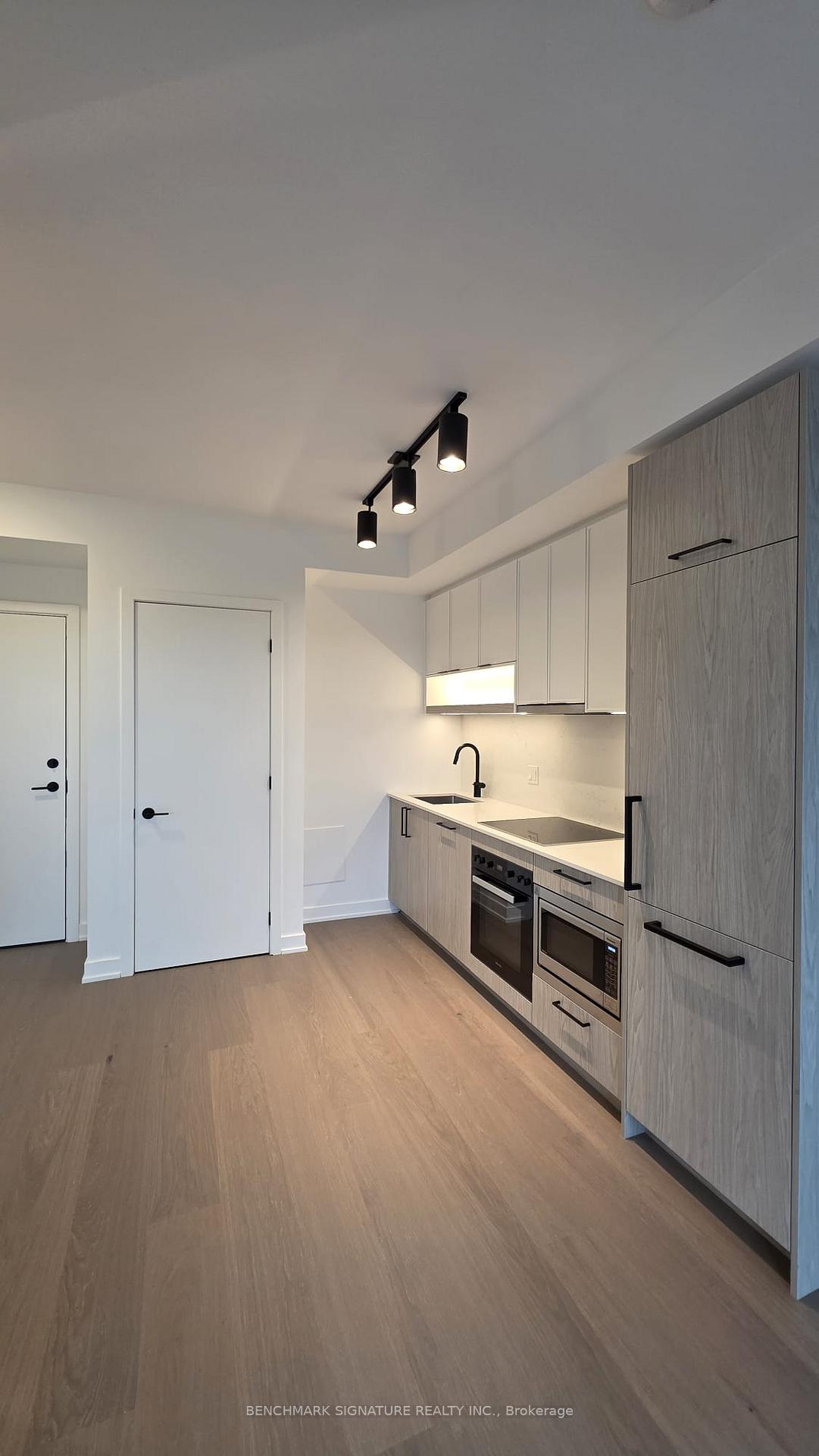 Photo 10 of Unit 1517, 89 Montclair Avenue, Toronto, Forest Hill South — HOMEH