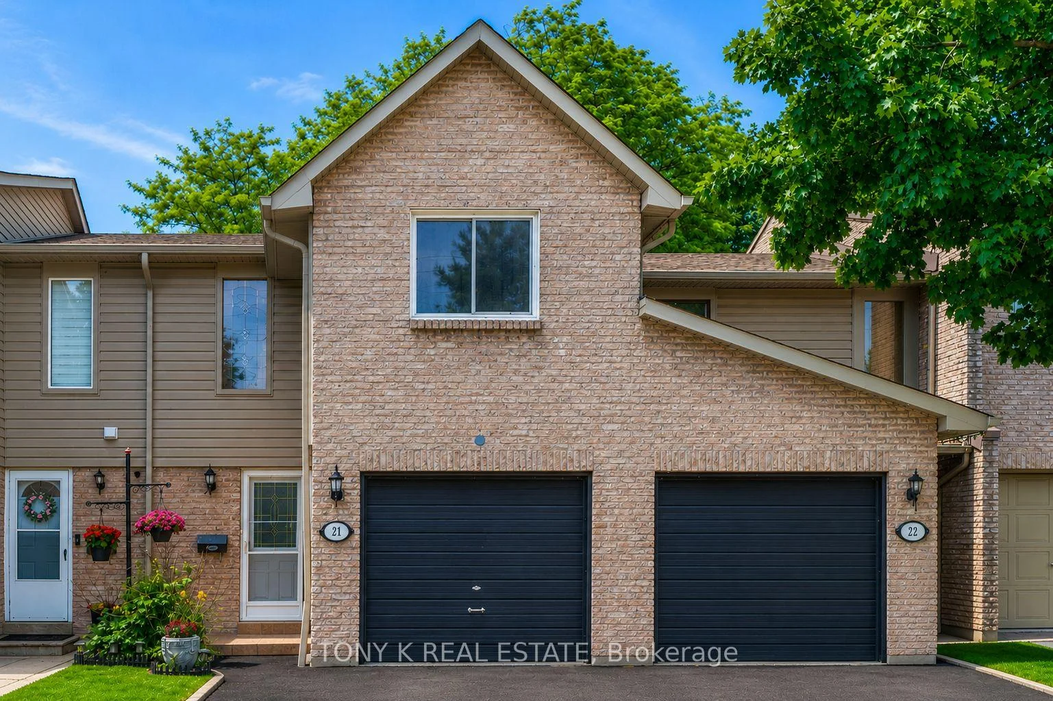 Photo 2 of Unit 21, 2035 Asta Drive, Mississauga, Cooksville — HOMEH