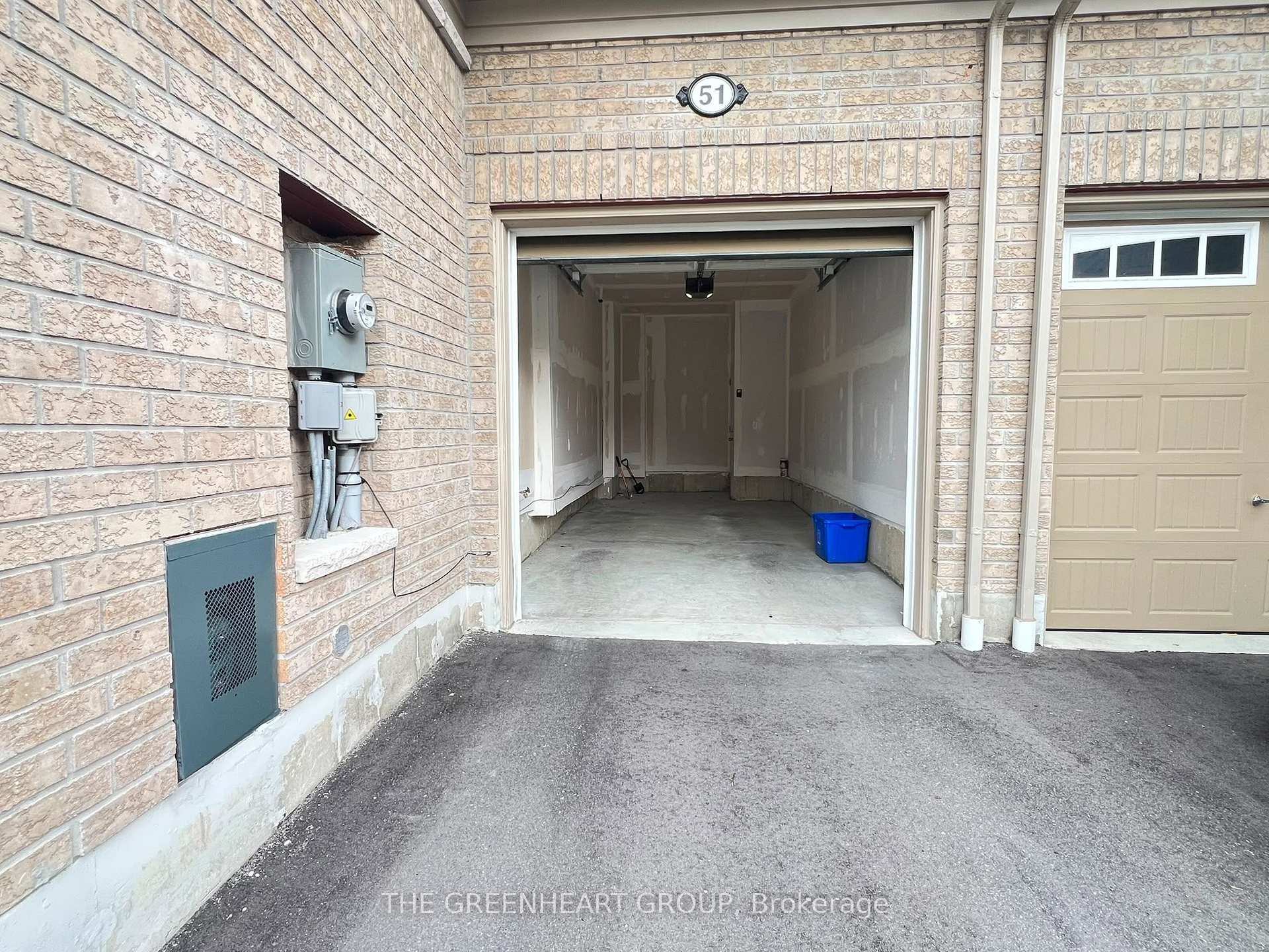 Photo 4 of 51 Dance Act Avenue, Oshawa, Windfields — HOMEH