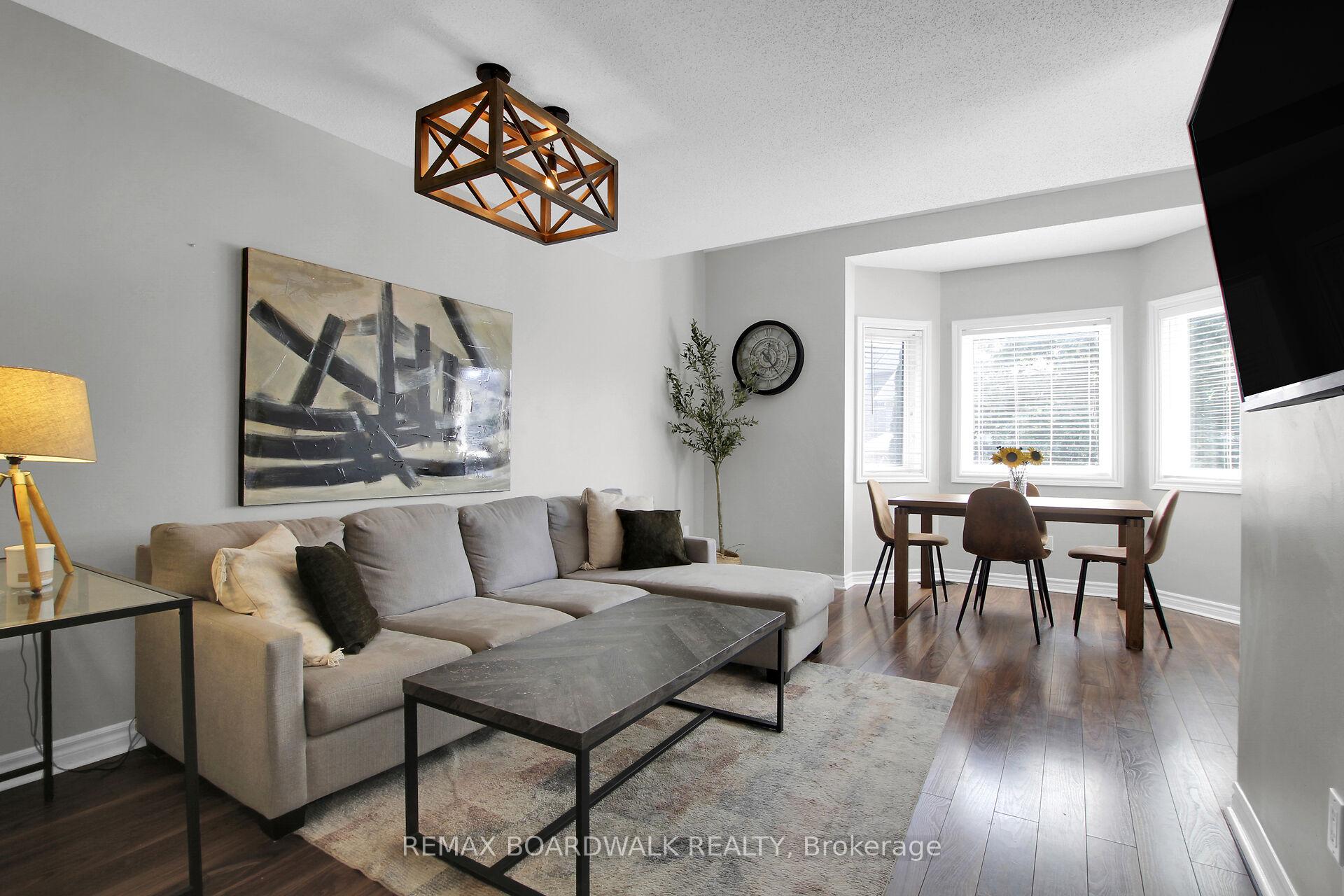 Photo 5 of 86 Saddlesmith Circle, Ottawa, Kanata - Emerald Meadows/Trailwest — HOMEH