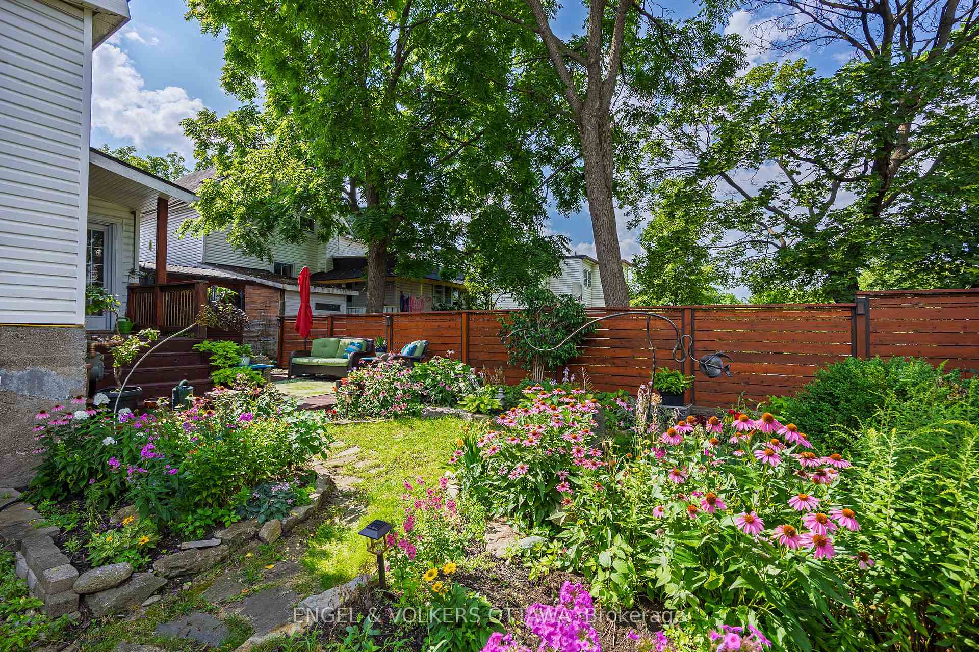 Photo 7 of 15 Lowrey Street, Ottawa, Hintonburg — HOMEH